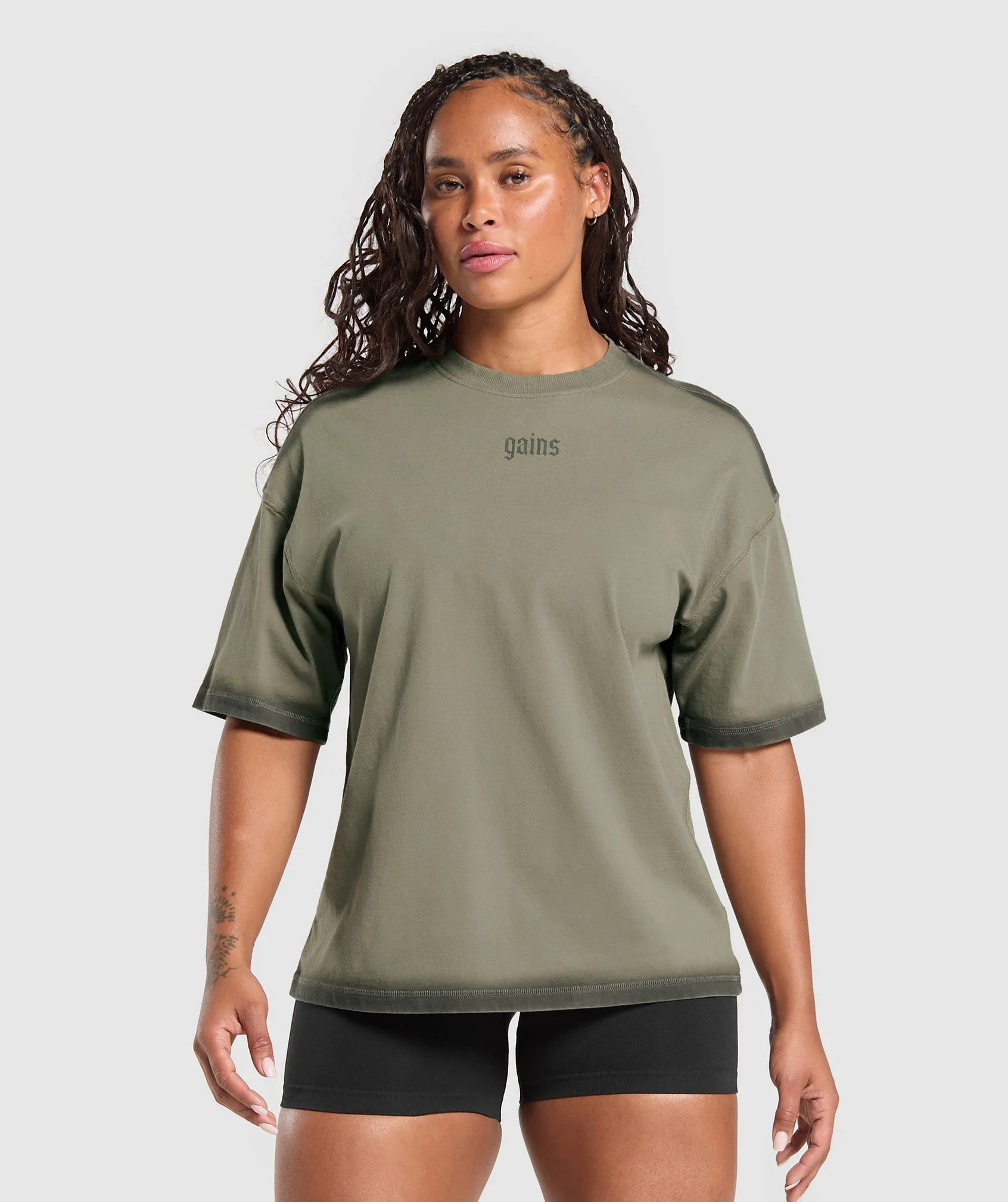 Gymshark Gains Washed Heavyweight Cotton T-Shirt - Base Green/Strength Green sold by Gymshark product image thumbnail 5