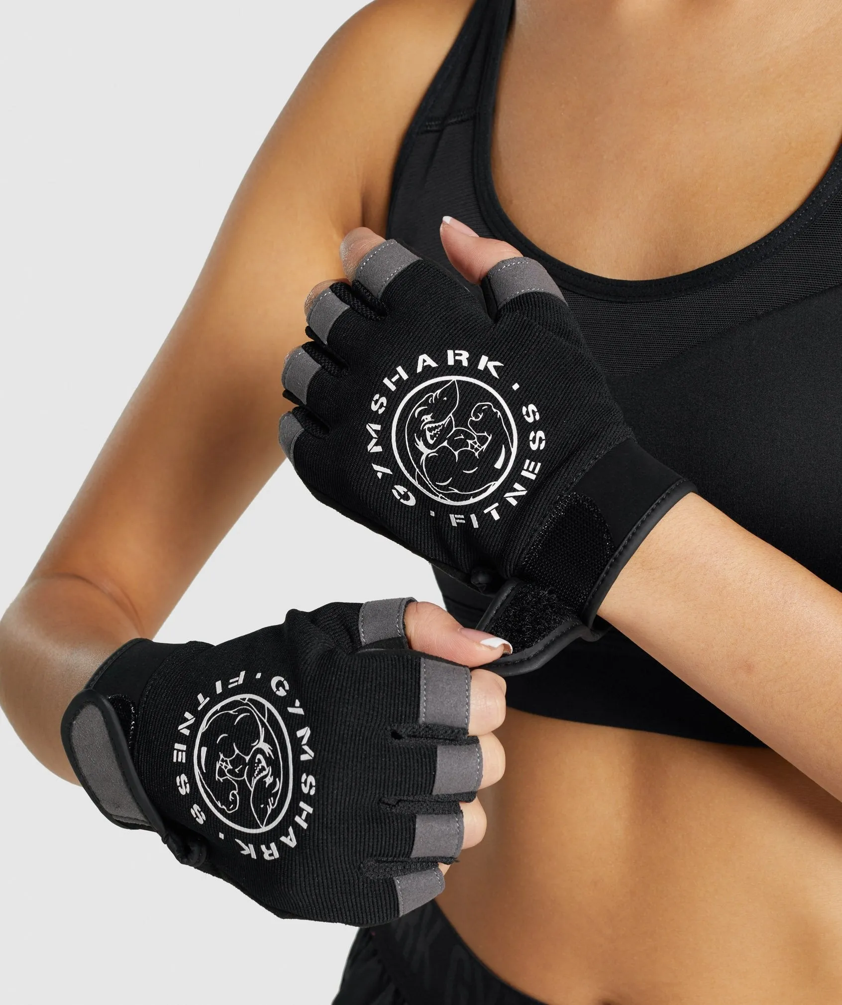 Gymshark Legacy Lifting Gloves - Black sold by Gymshark product image thumbnail 5