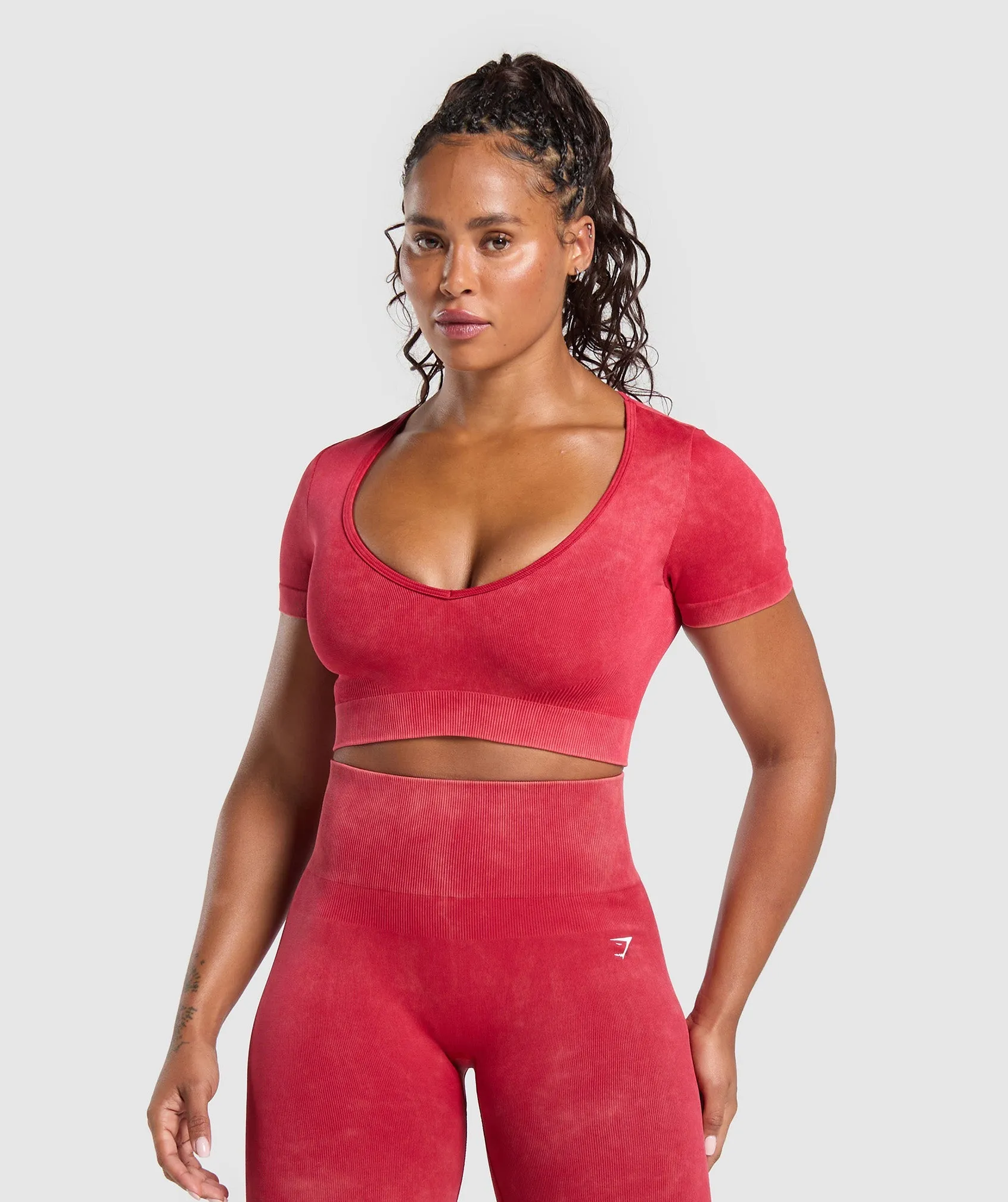Gymshark Gains Seamless Washed Crop Top - Carmine Red sold by Gymshark