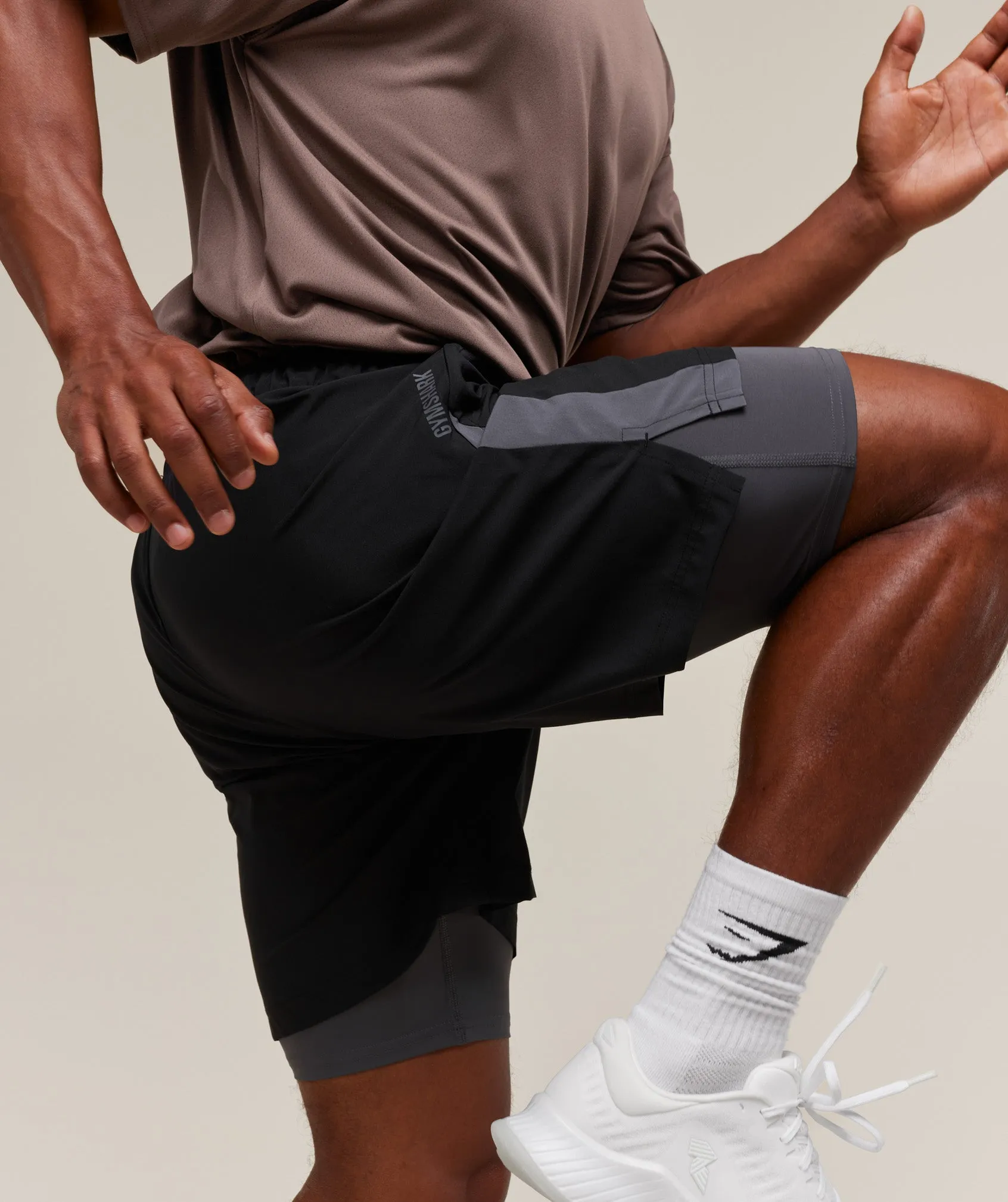 Gymshark Sport 7" 2 in 1 Shorts - Black/Dark Grey sold by Gymshark product image thumbnail 4