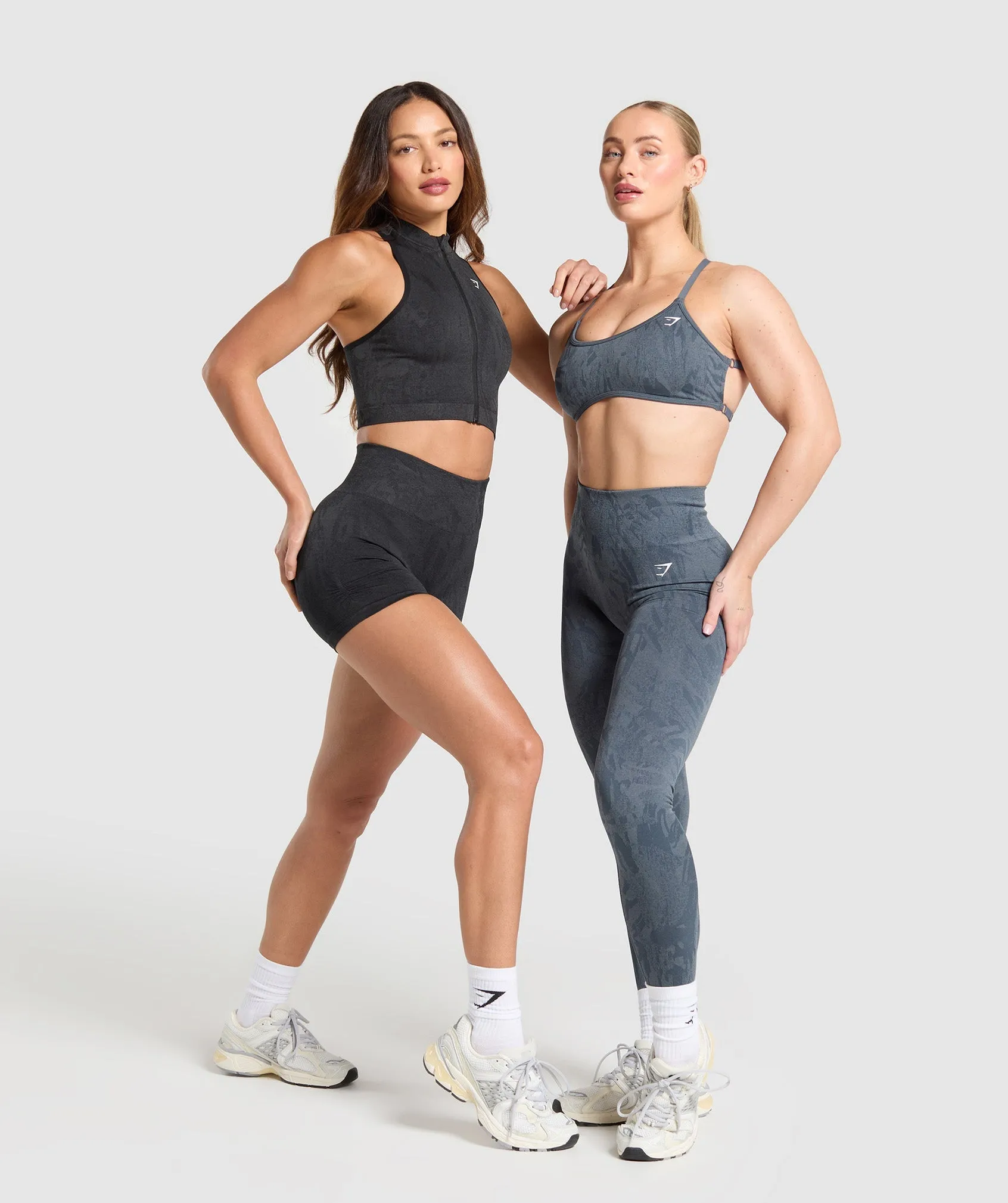 Gymshark Adapt Camo Seamless Zip Up Crop Top - Asphalt Grey/Black sold by Gymshark product image thumbnail 5