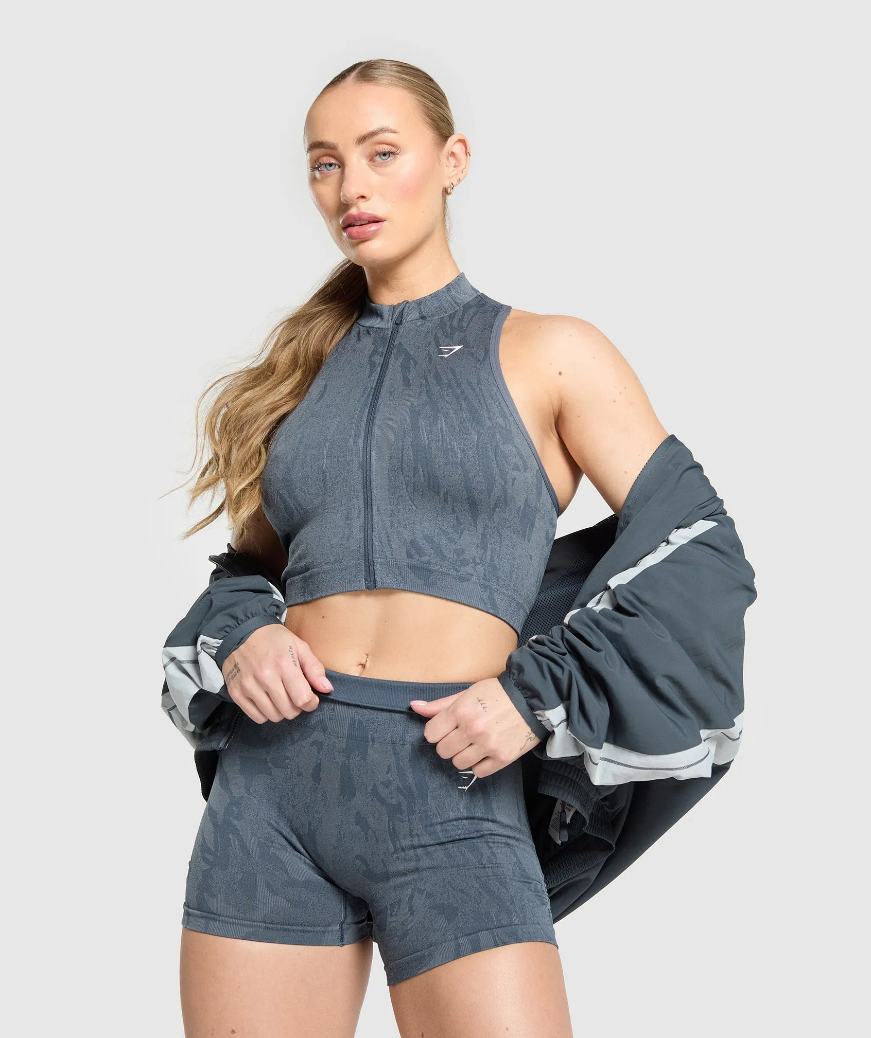 Gymshark Adapt Camo Seamless Zip Up Crop Top - Titanium Blue/Denim Grey sold by Gymshark product image thumbnail 4