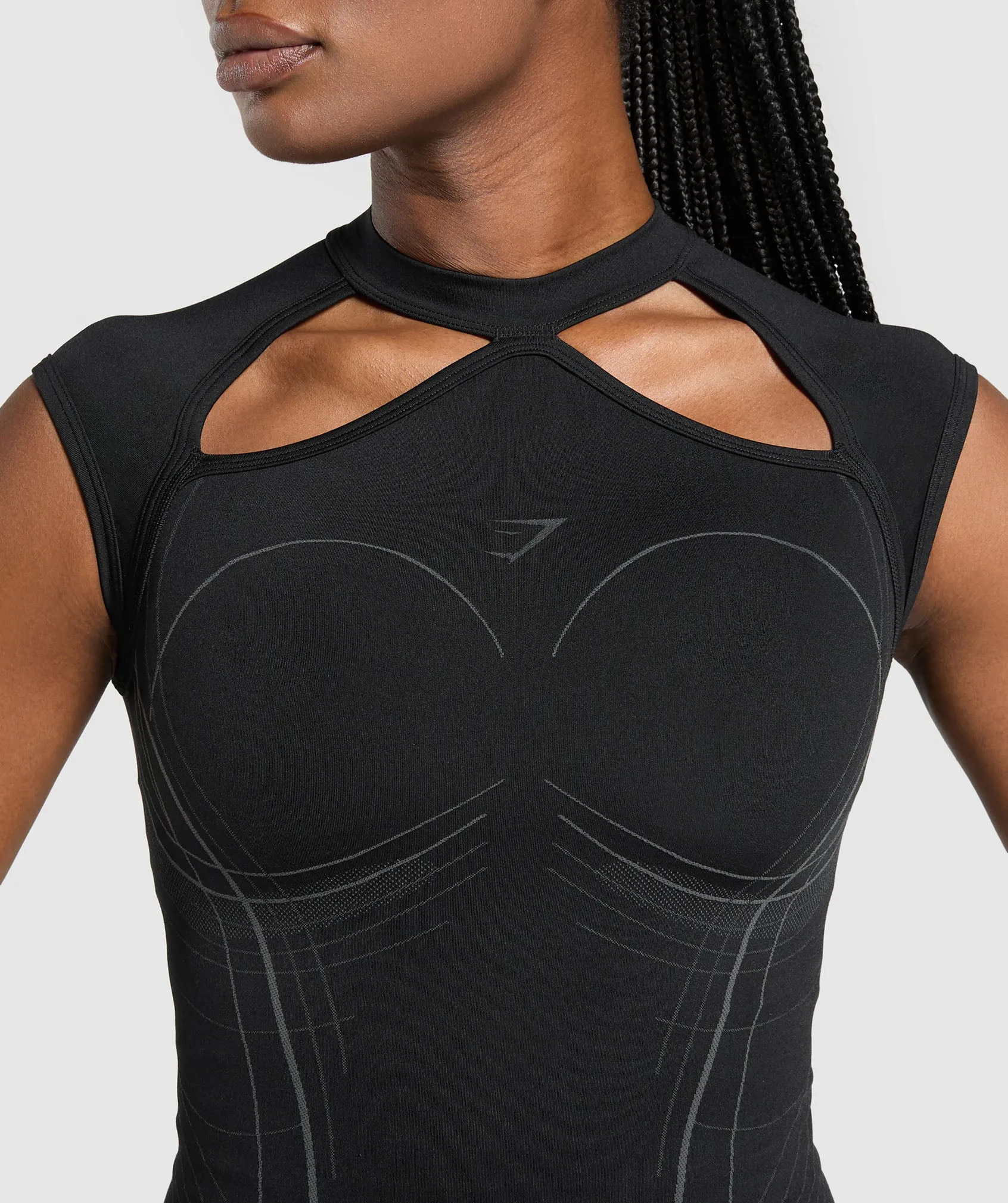 Gymshark Apex Seamless Midi T-Shirt - Black/Graphite Grey sold by Gymshark product image thumbnail 5