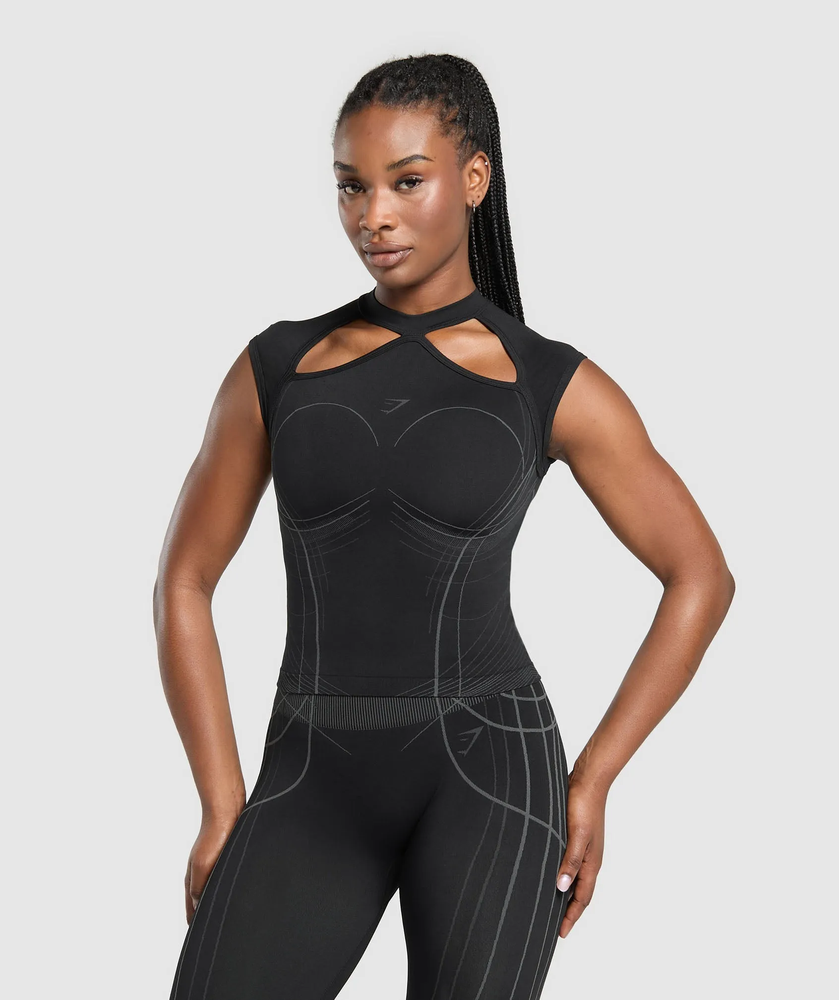 Gymshark Apex Seamless Midi T-Shirt - Black/Graphite Grey sold by Gymshark