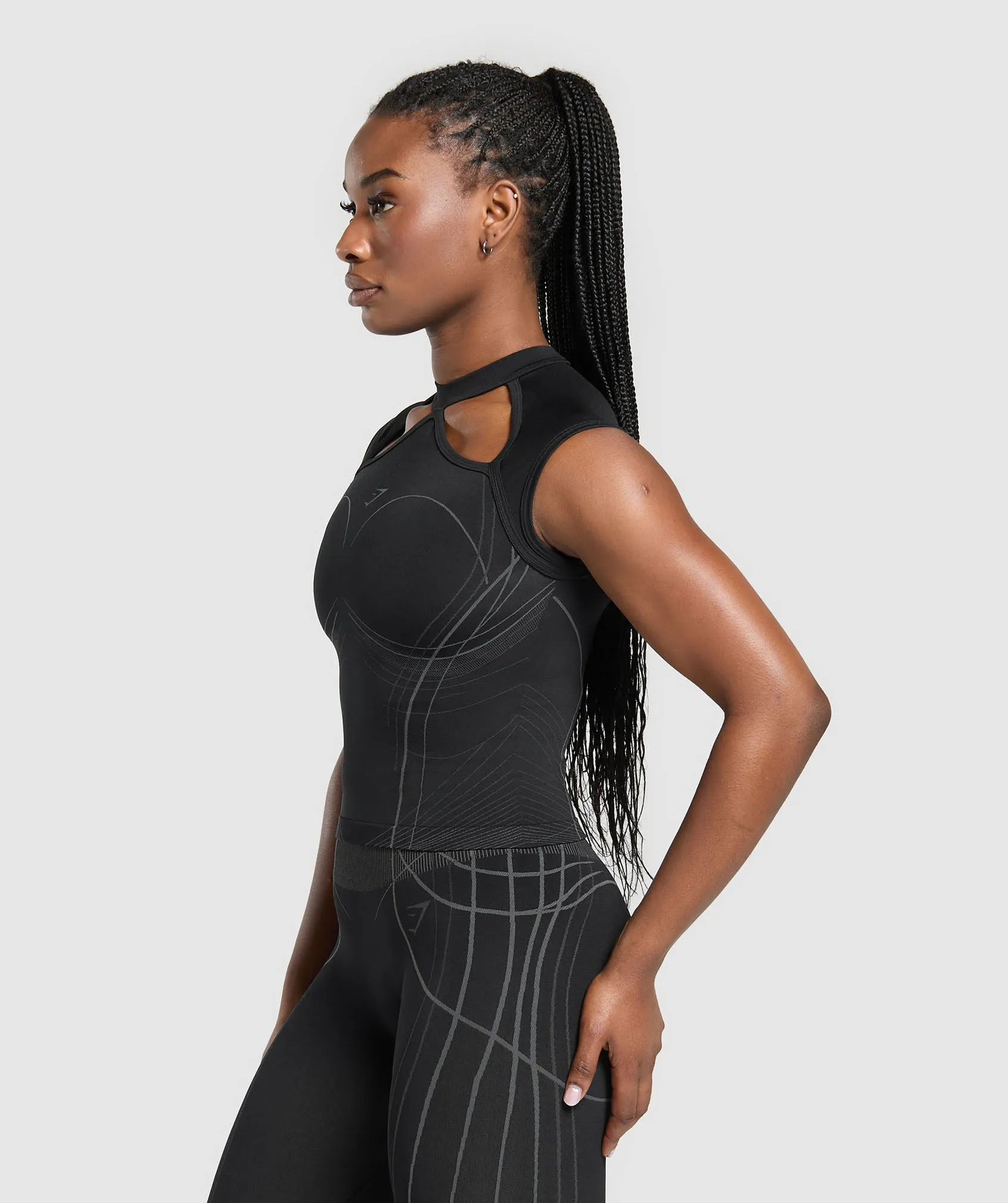 Gymshark Apex Seamless Midi T-Shirt - Black/Graphite Grey sold by Gymshark product image thumbnail 4