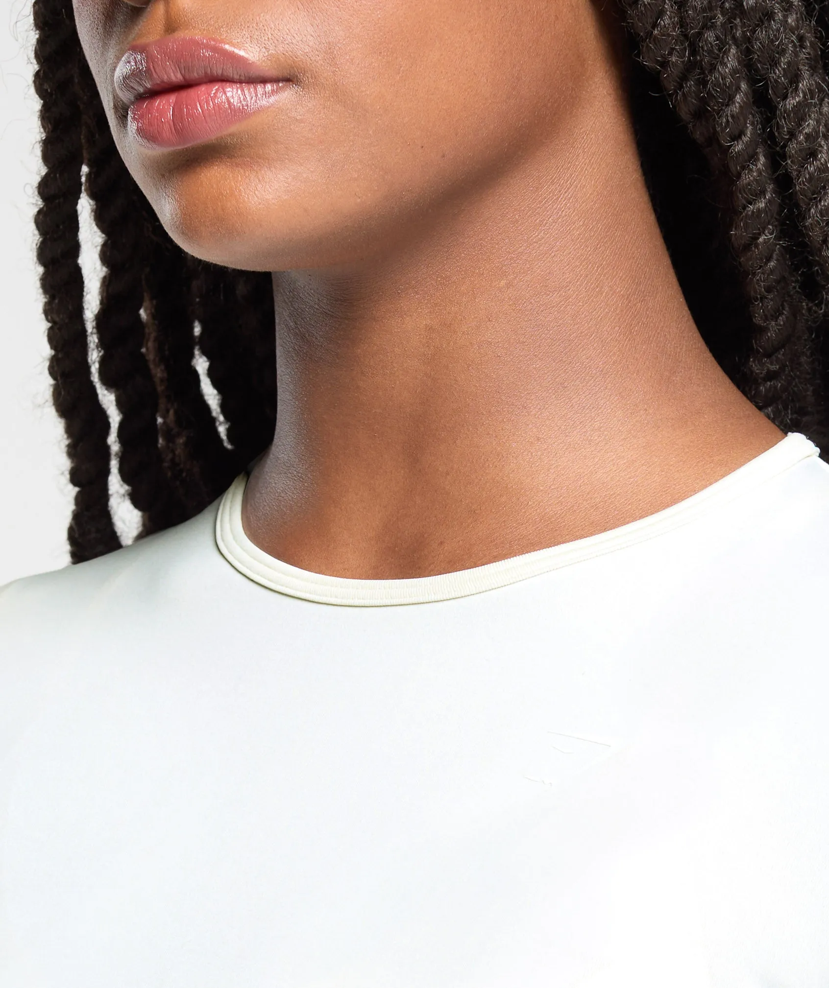 Gymshark Everyday Seamless Long Sleeve Crop Top - Soft White sold by Gymshark product image thumbnail 4