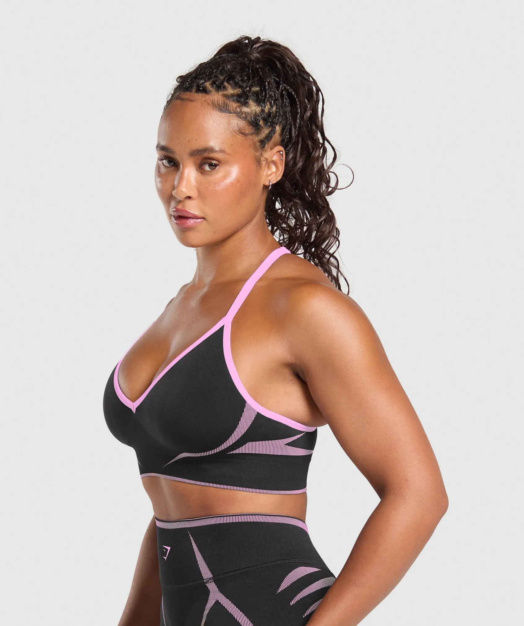 Gymshark Apex Lift Seamless Sports Bra - Darkest Purple/Sour Pink sold by Gymshark product image thumbnail 4