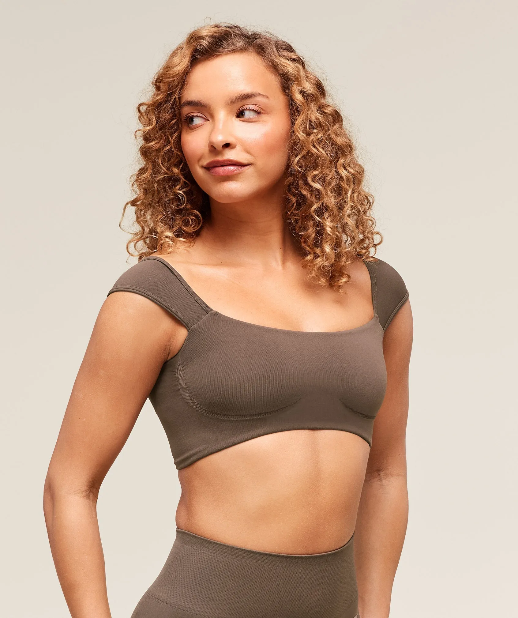 Gymshark Soft Sculpt Cap Sleeve Bralette - Walnut Brown sold by Gymshark product image thumbnail 3