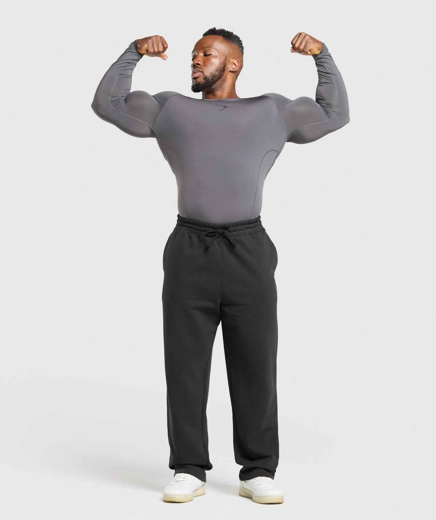 Gymshark Element Baselayer Long Sleeve T-Shirt - Dark Grey sold by Gymshark product image thumbnail 4