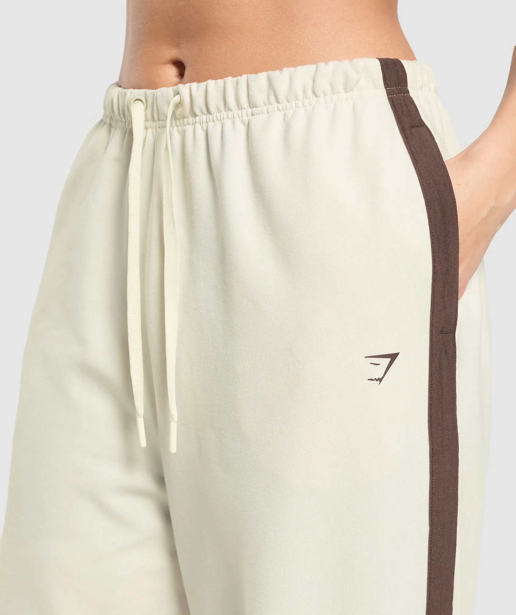 Gymshark Retro Stripe Snap Pant - Oat White/Archive Brown sold by Gymshark product image thumbnail 4