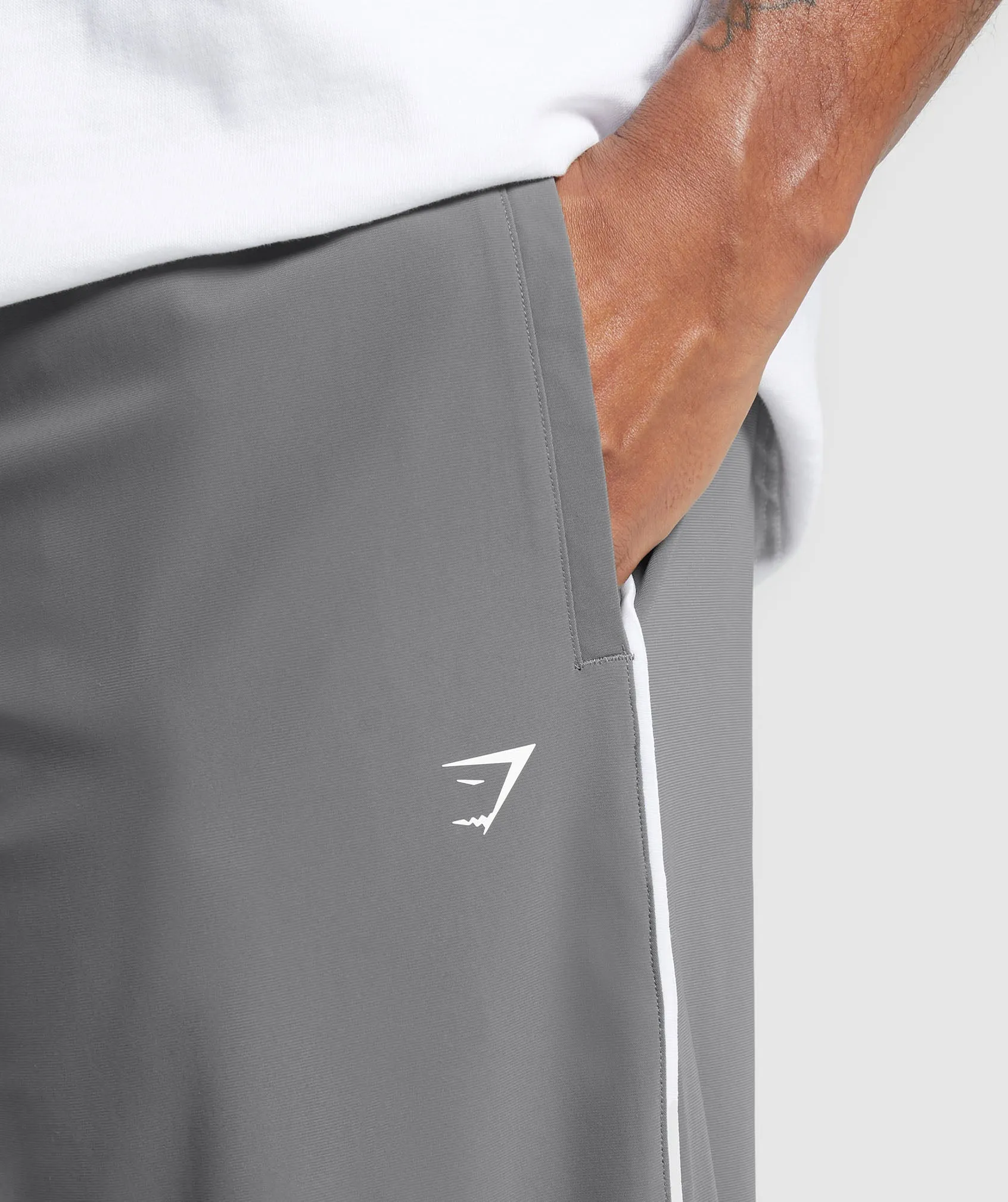 Gymshark Contrast Straight Leg Pant - Pitch Grey sold by Gymshark product image thumbnail 4