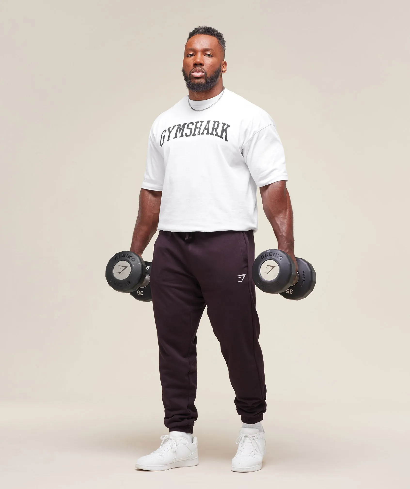 Gymshark Essential Oversized Joggers - Plum Brown sold by Gymshark product image thumbnail 3