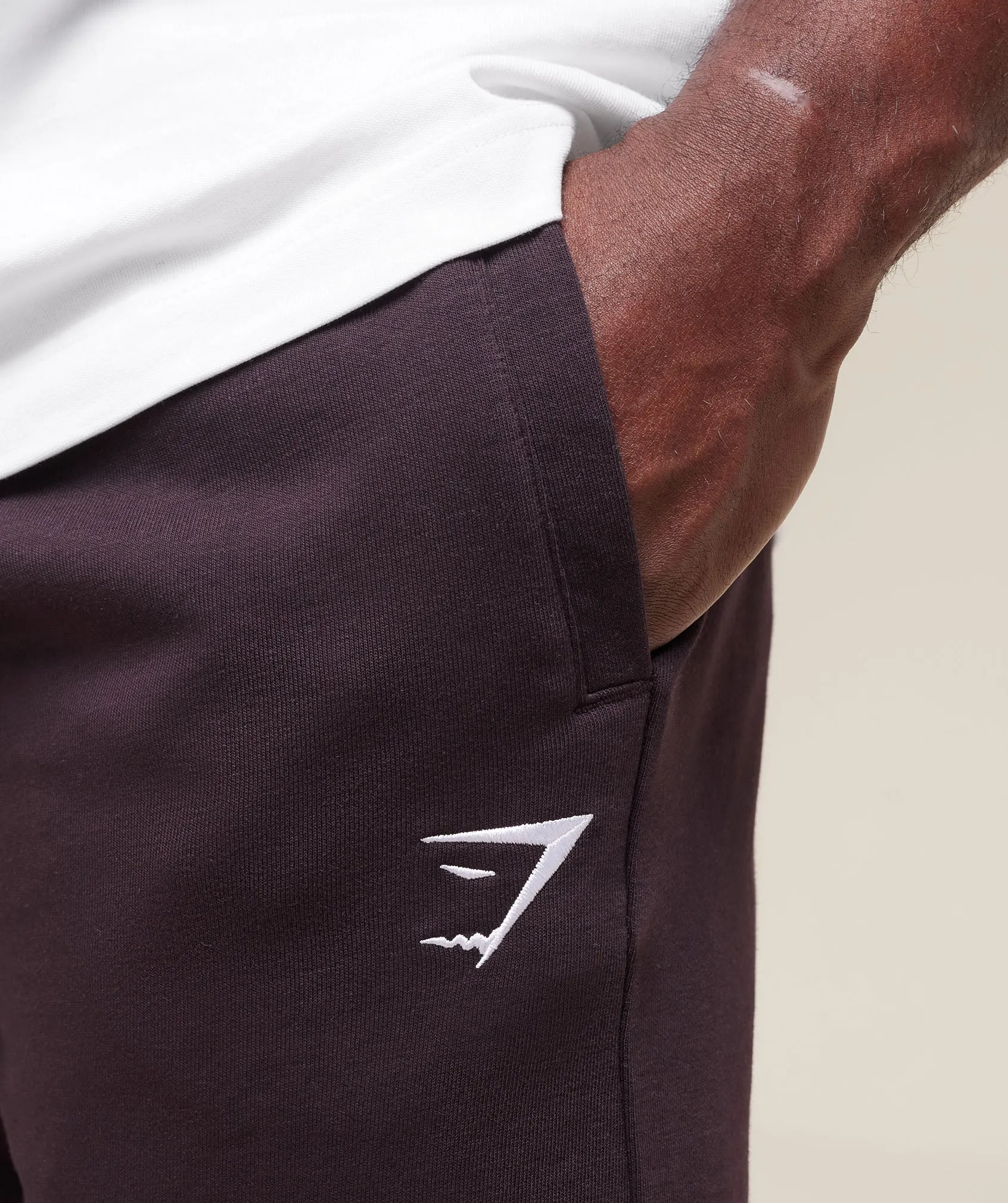 Gymshark Essential Oversized Joggers - Plum Brown sold by Gymshark product image thumbnail 4