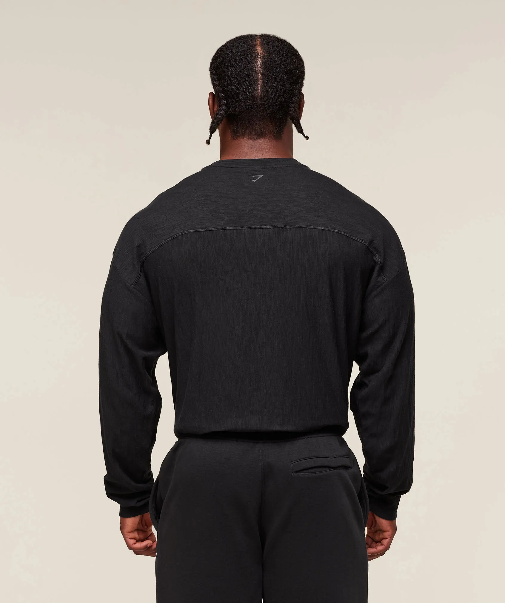 Gymshark Lightweight Slub Textured Lifting Authenticator OS LS T-shirt - Black sold by Gymshark product image thumbnail 2