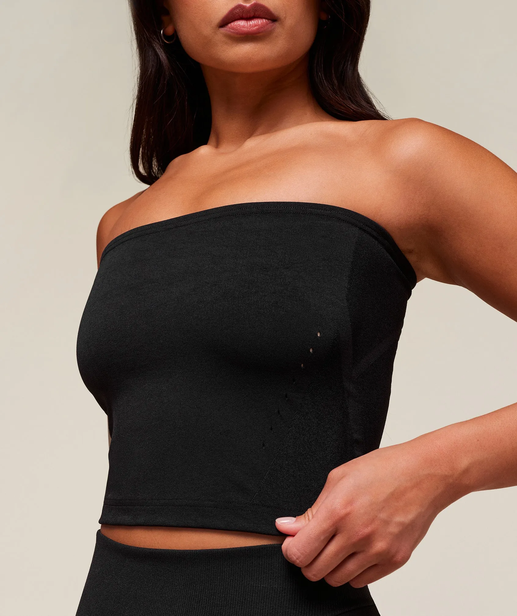 Gymshark everywear Warp Knit Tube Top - Black sold by Gymshark product image thumbnail 4