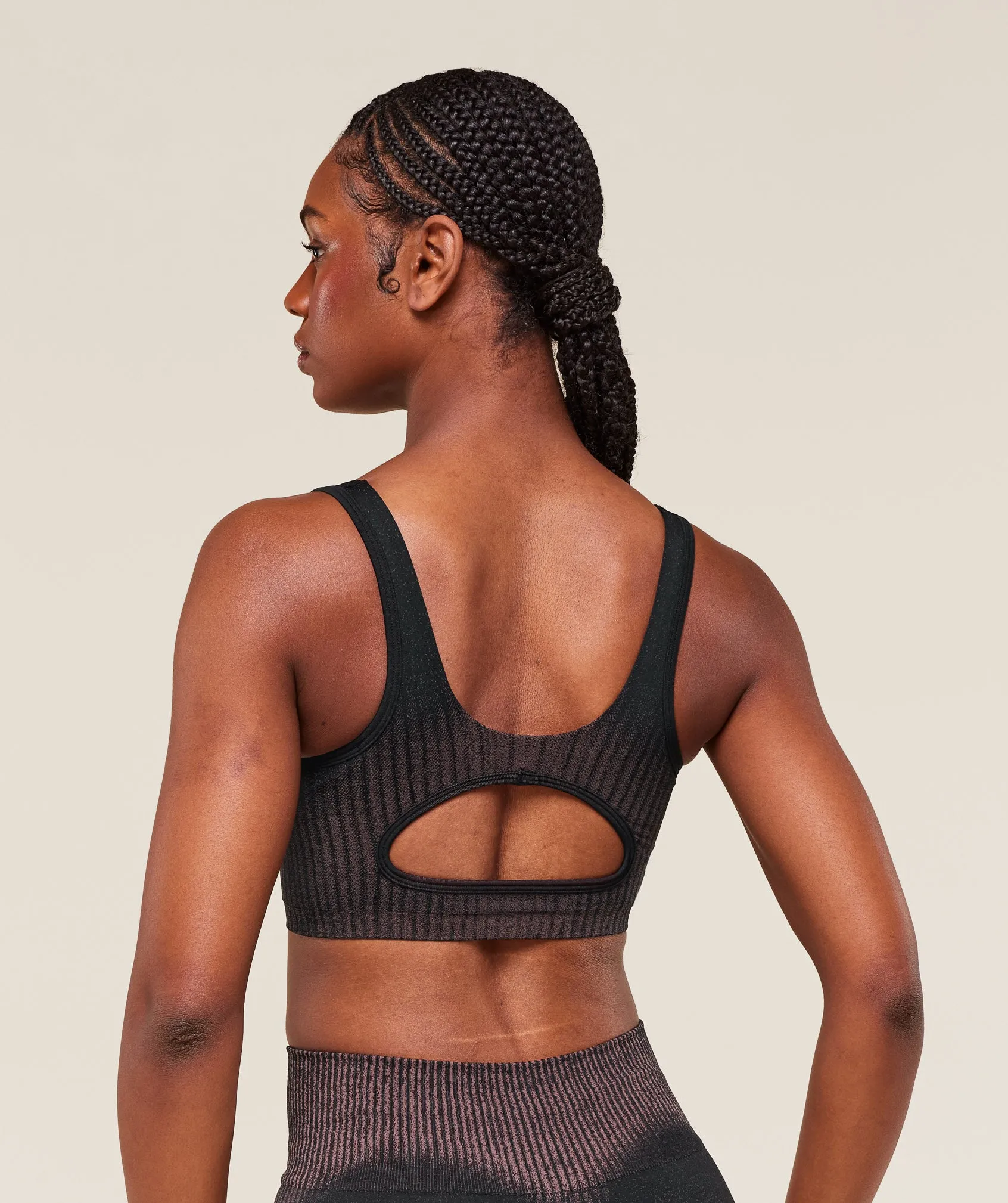 Gymshark Diffuse Seamless Sports Bra - Black/Calm Pink sold by Gymshark product image thumbnail 2