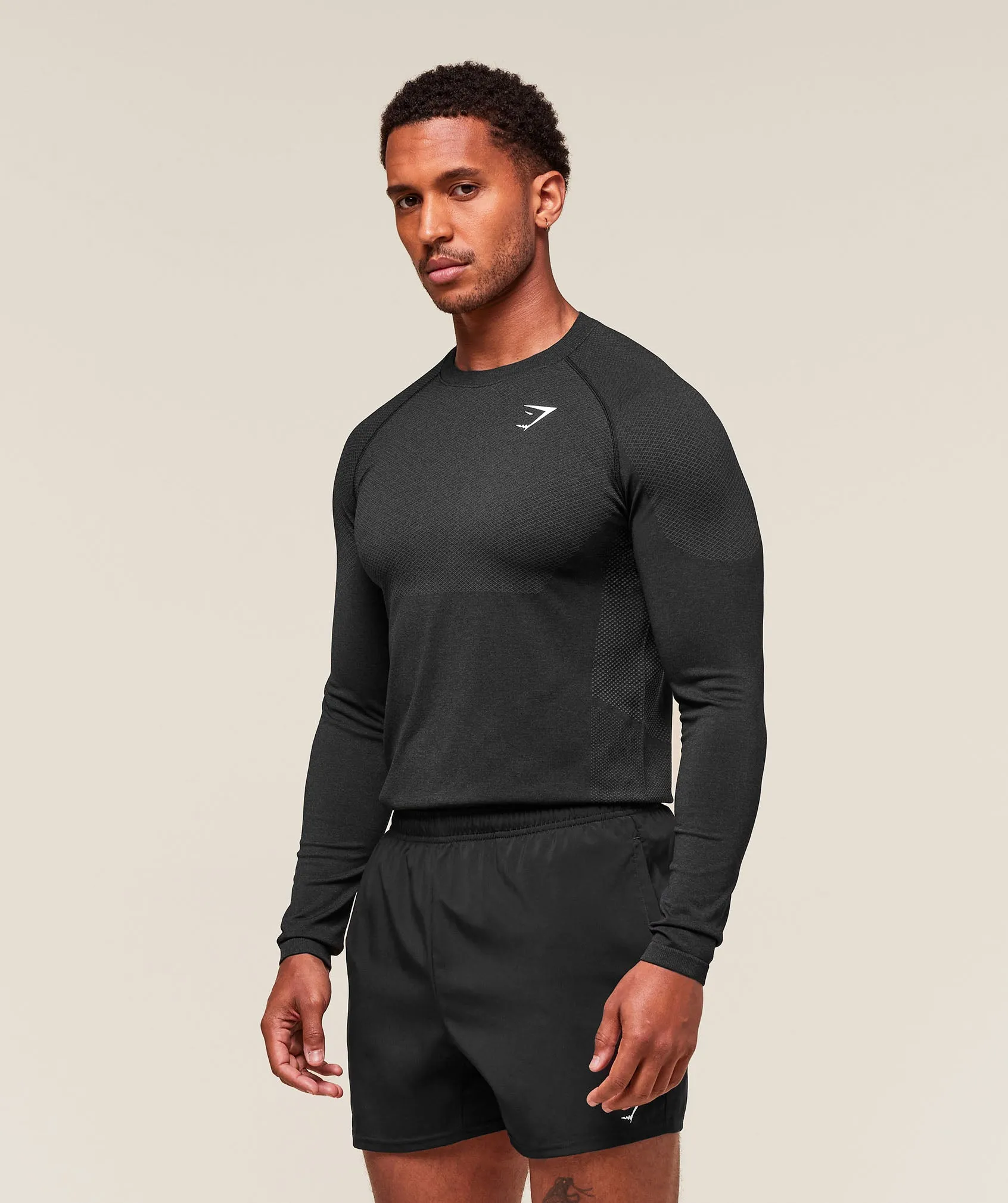 Gymshark Vital Long Sleeve T-Shirt - Black/Silhouette Grey sold by Gymshark product image thumbnail 3