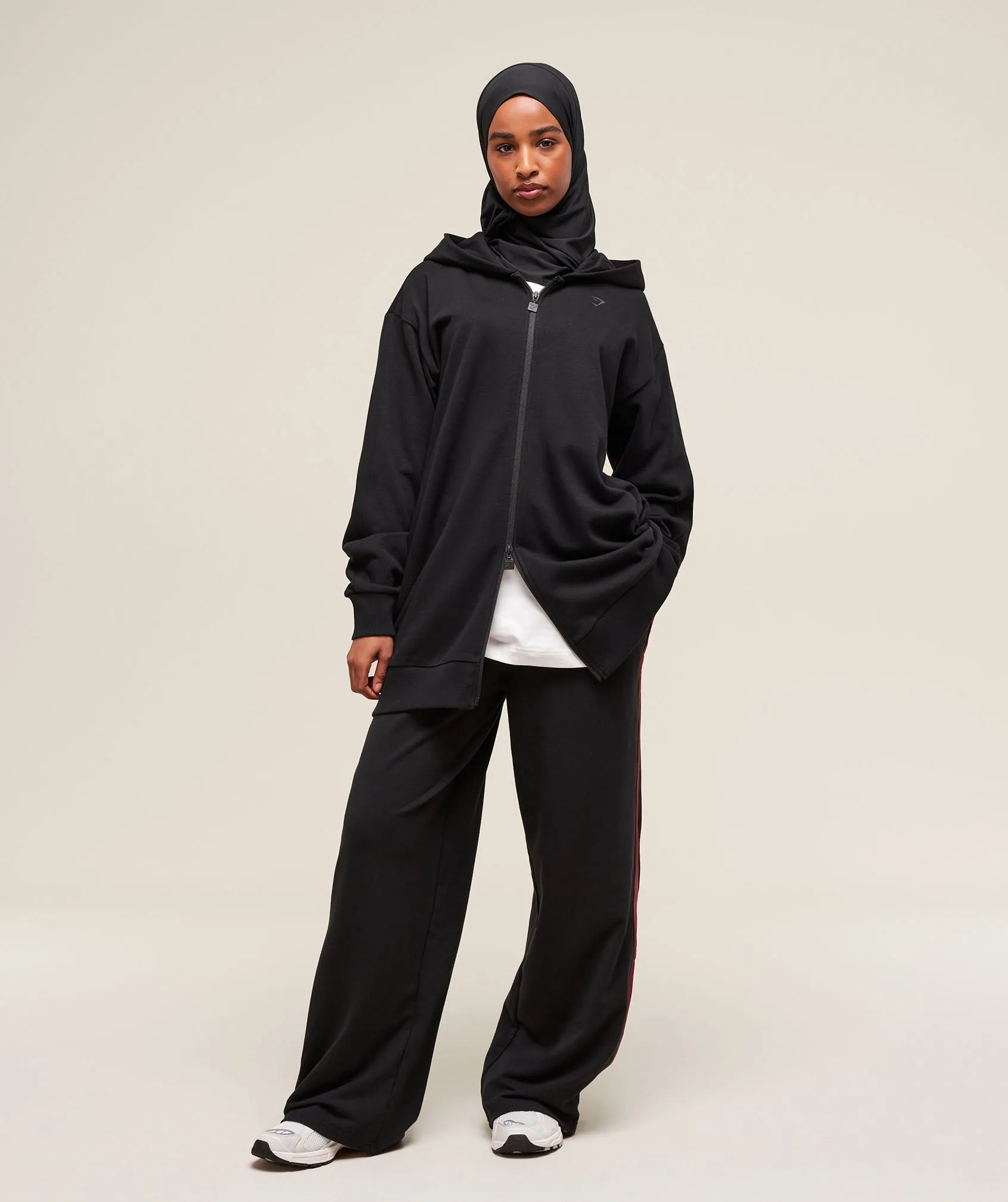 Gymshark Covered Longline Zip Up Hoodie - Black sold by Gymshark product image thumbnail 4