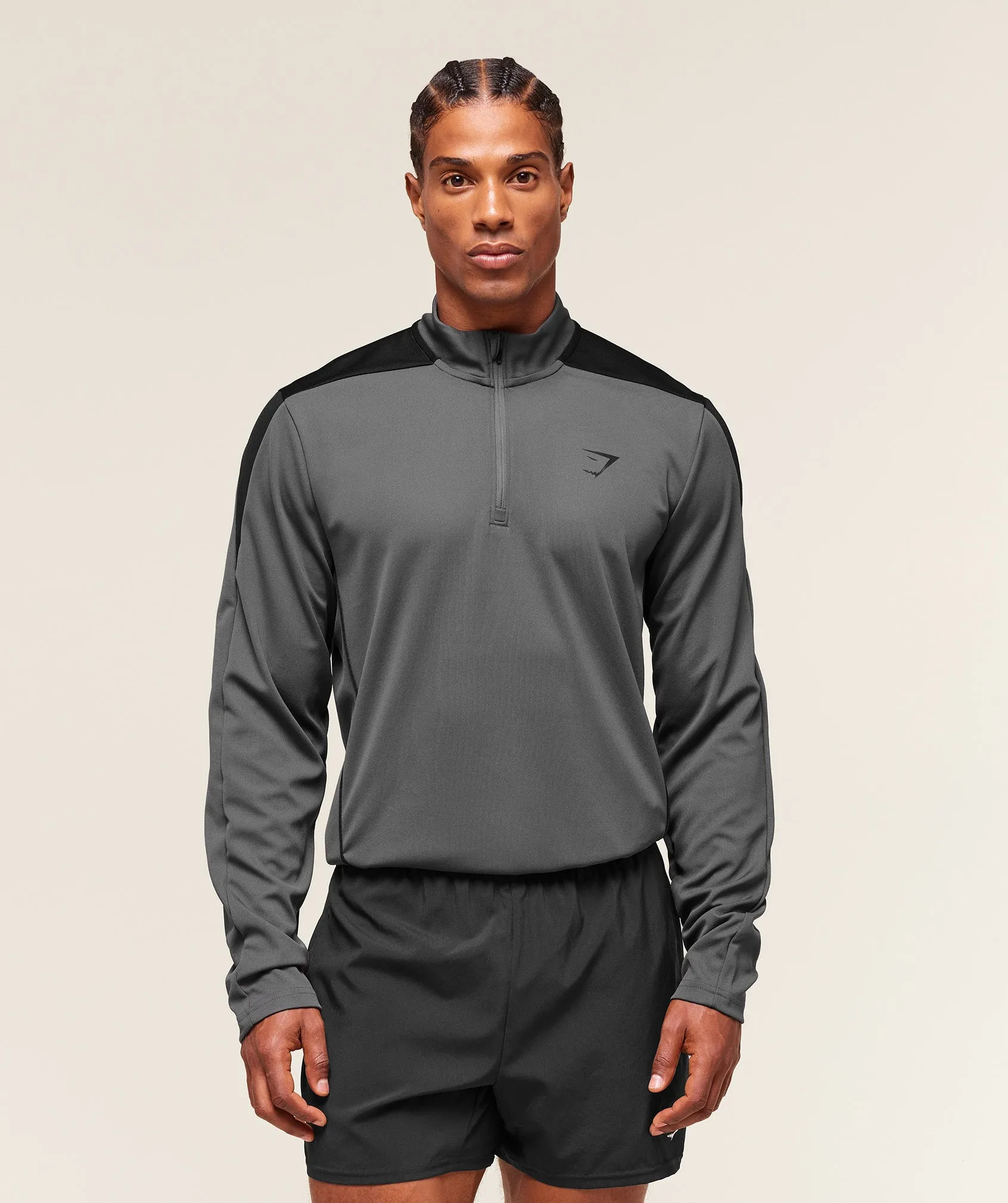 Gymshark Arrival Block 1/4 Zip - Dark Grey sold by Gymshark product image thumbnail 4