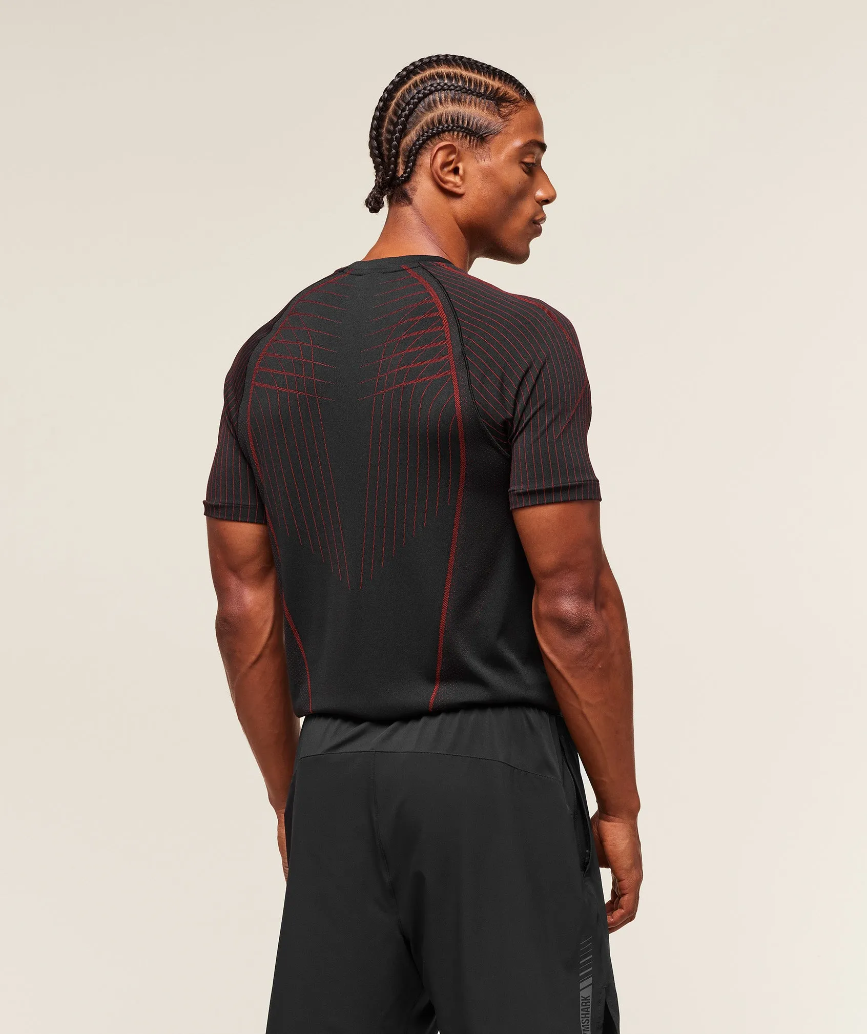 Gymshark Apex Seamless T-Shirt - Black/Carmine Red sold by Gymshark product image thumbnail 2