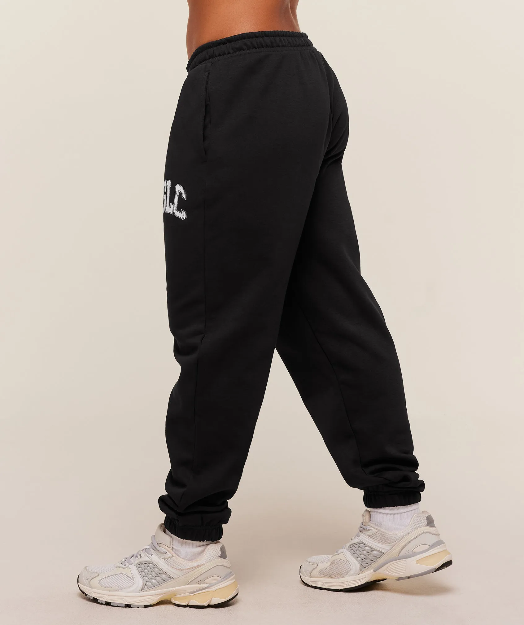Gymshark GSLC Lifting Club Cuffed Joggers - Black sold by Gymshark product image thumbnail 3