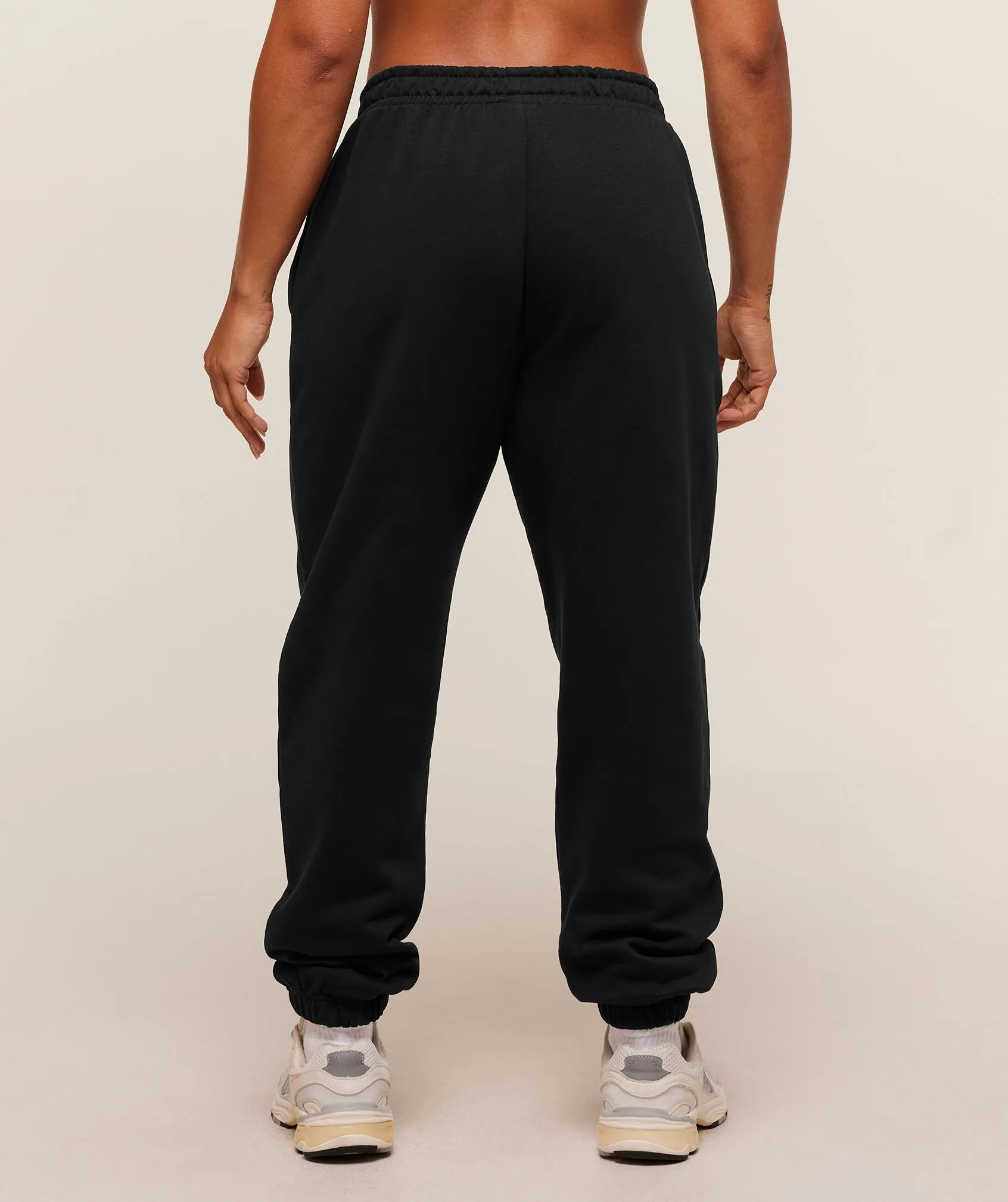 Gymshark GSLC Lifting Club Cuffed Joggers - Black sold by Gymshark product image thumbnail 2