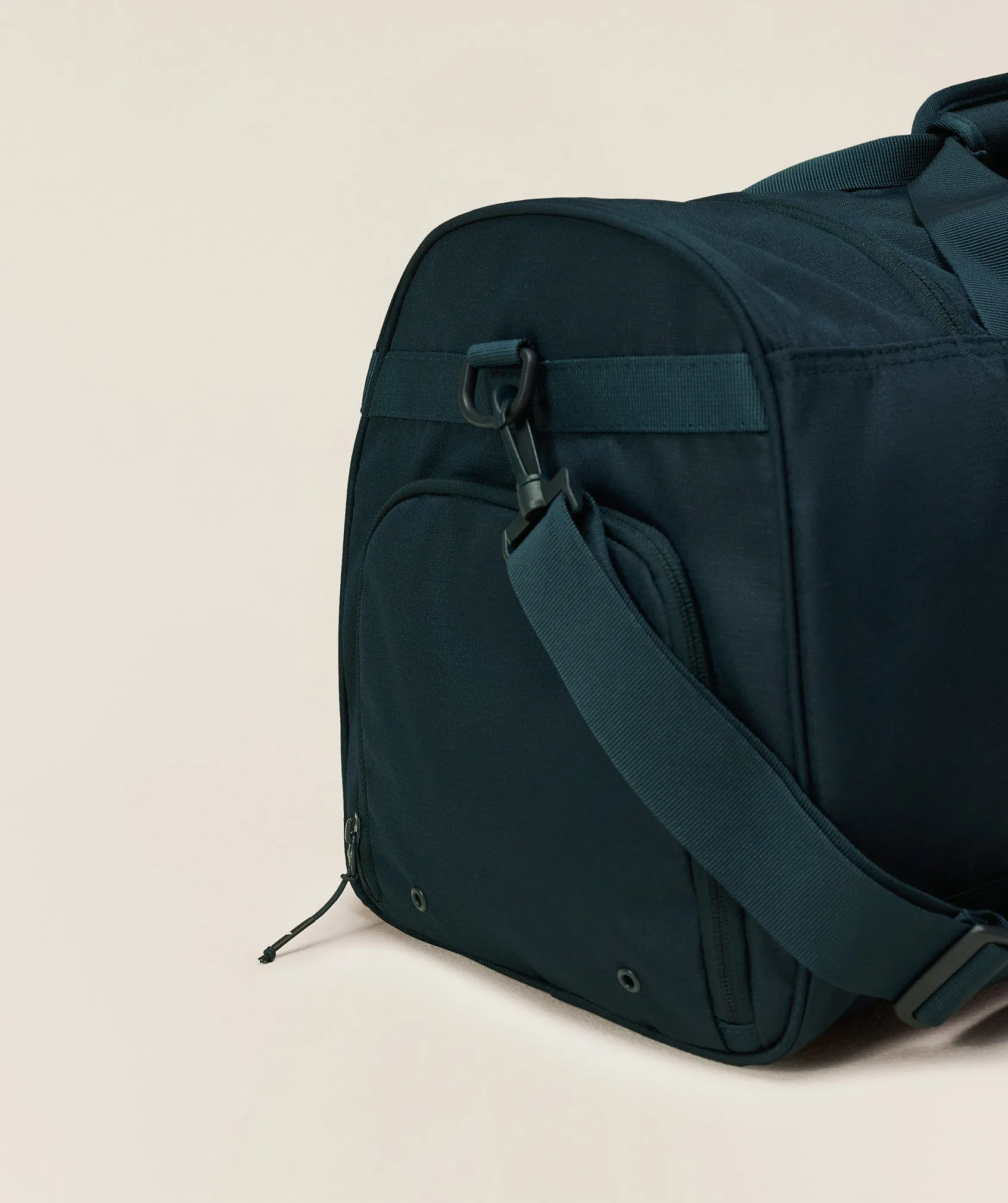 Gymshark Active Holdall Medium - Deep Petrol Blue sold by Gymshark product image thumbnail 5