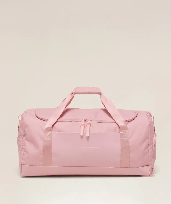 Gymshark Everyday Holdall Medium - Cloud Pink sold by Gymshark