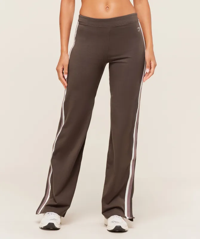 Gymshark Piping Wide Leg Pant - Walnut Brown/Chestnut Pink/Soft White sold by Gymshark