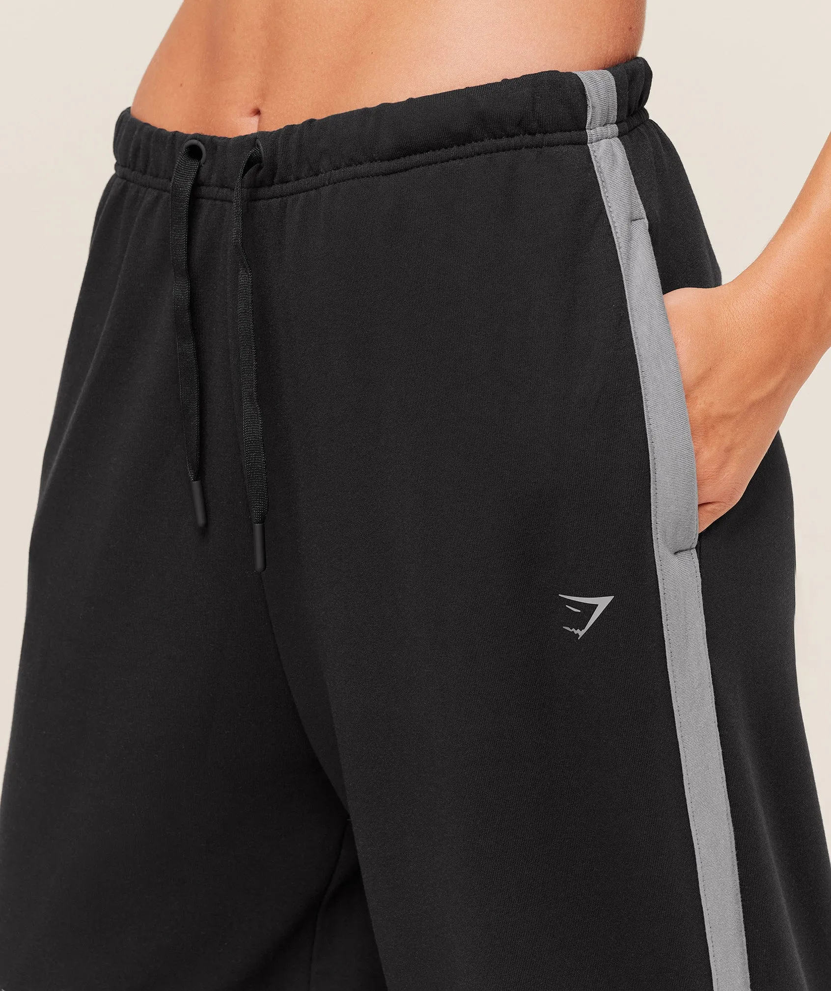 Gymshark Retro Stripe Snap Pants - Black/Medium Grey sold by Gymshark product image thumbnail 4