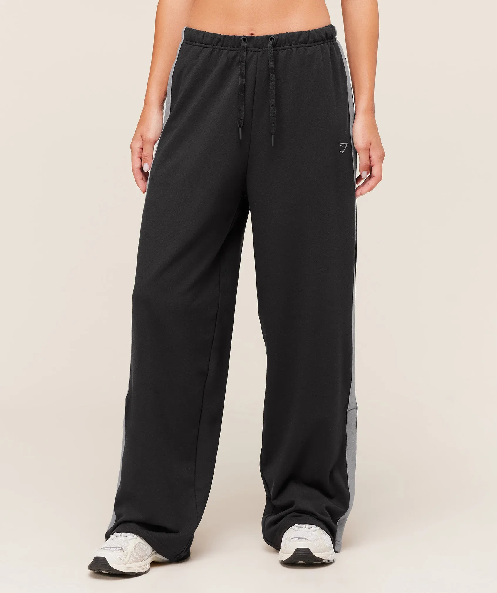 Gymshark Retro Stripe Snap Pants - Black/Medium Grey sold by Gymshark