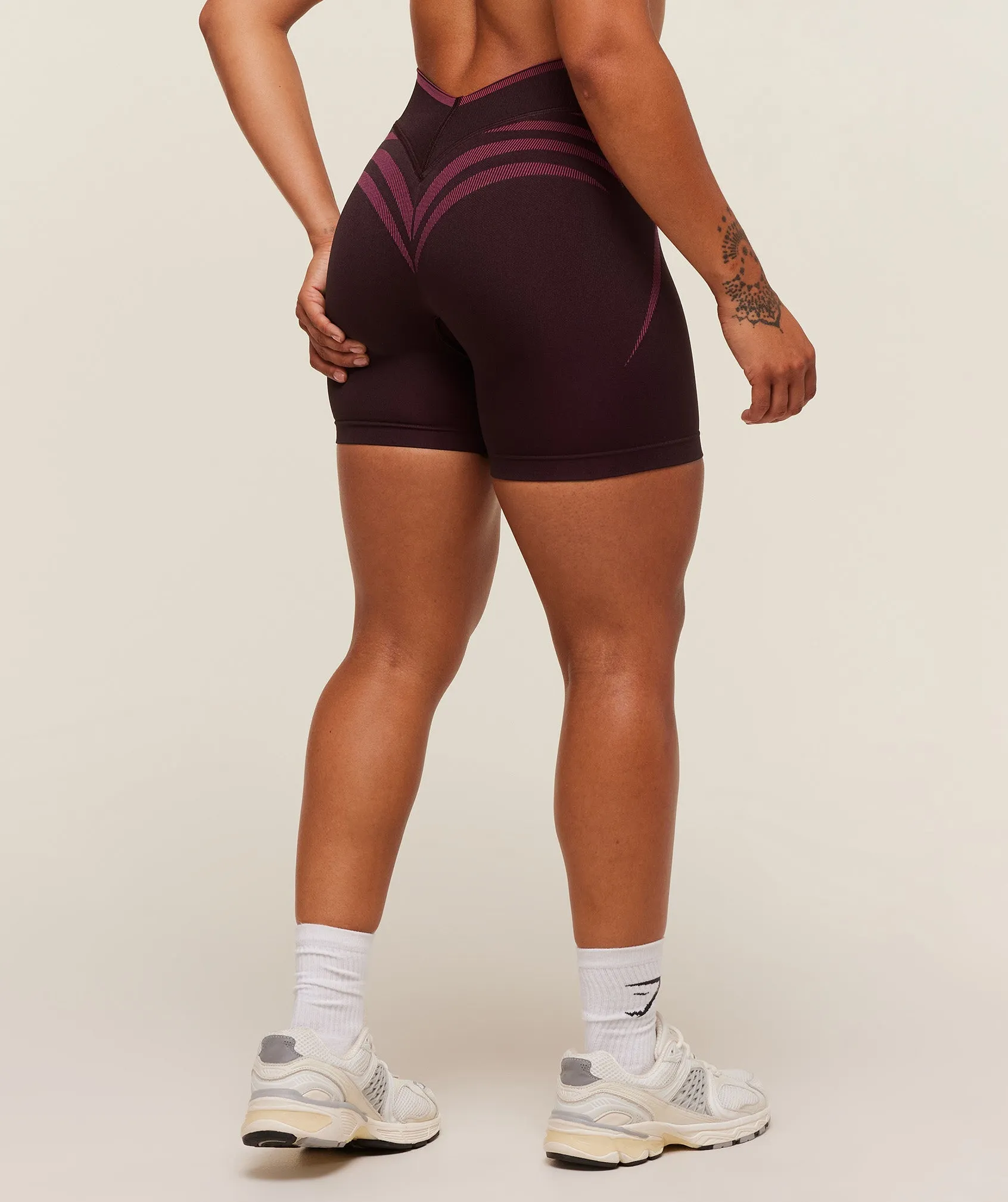 Gymshark Apex Lift Seamless Short - Cherry Purple/Build Pink sold by Gymshark product image thumbnail 2