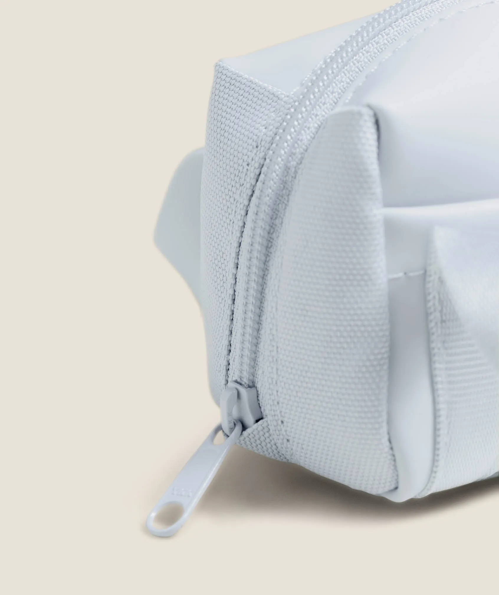 Gymshark Everyday Mini Holdall Keychain - Smoke Blue sold by Gymshark product image thumbnail 2