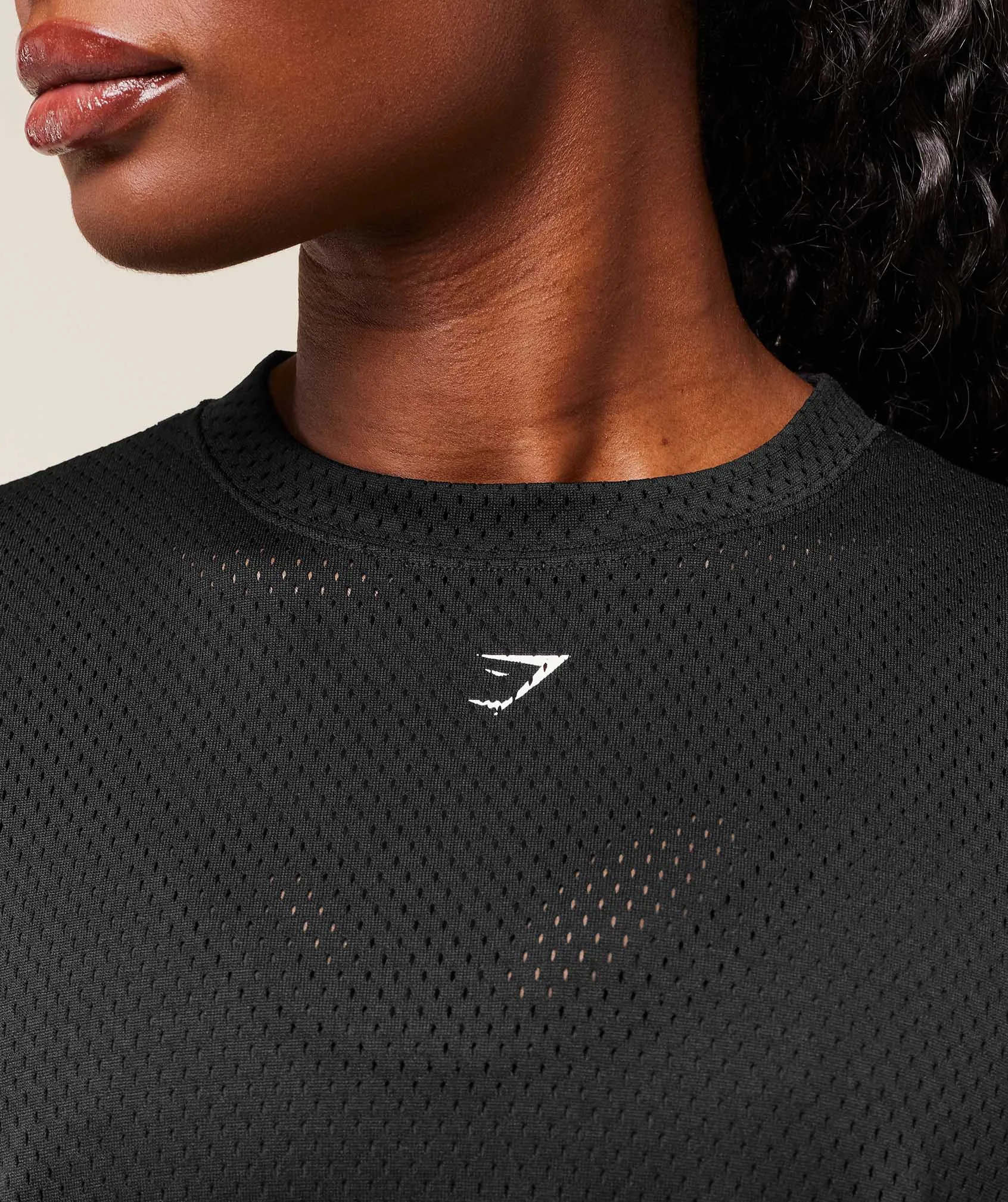 Gymshark Lifting Mesh Oversized Tee - Black sold by Gymshark product image thumbnail 4