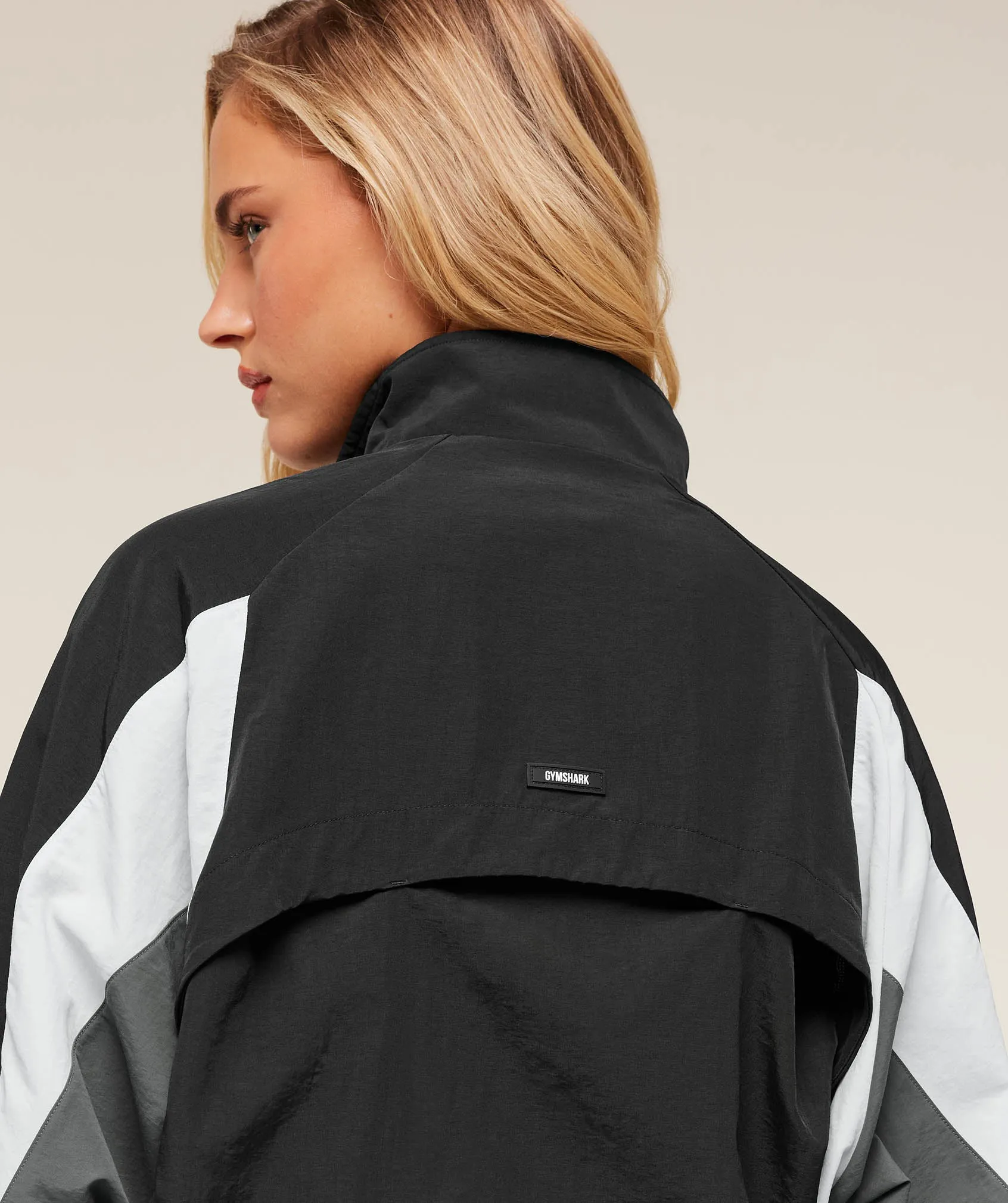Gymshark Contrast Woven Jacket - Black/Graphite Grey/Oat White sold by Gymshark product image thumbnail 4