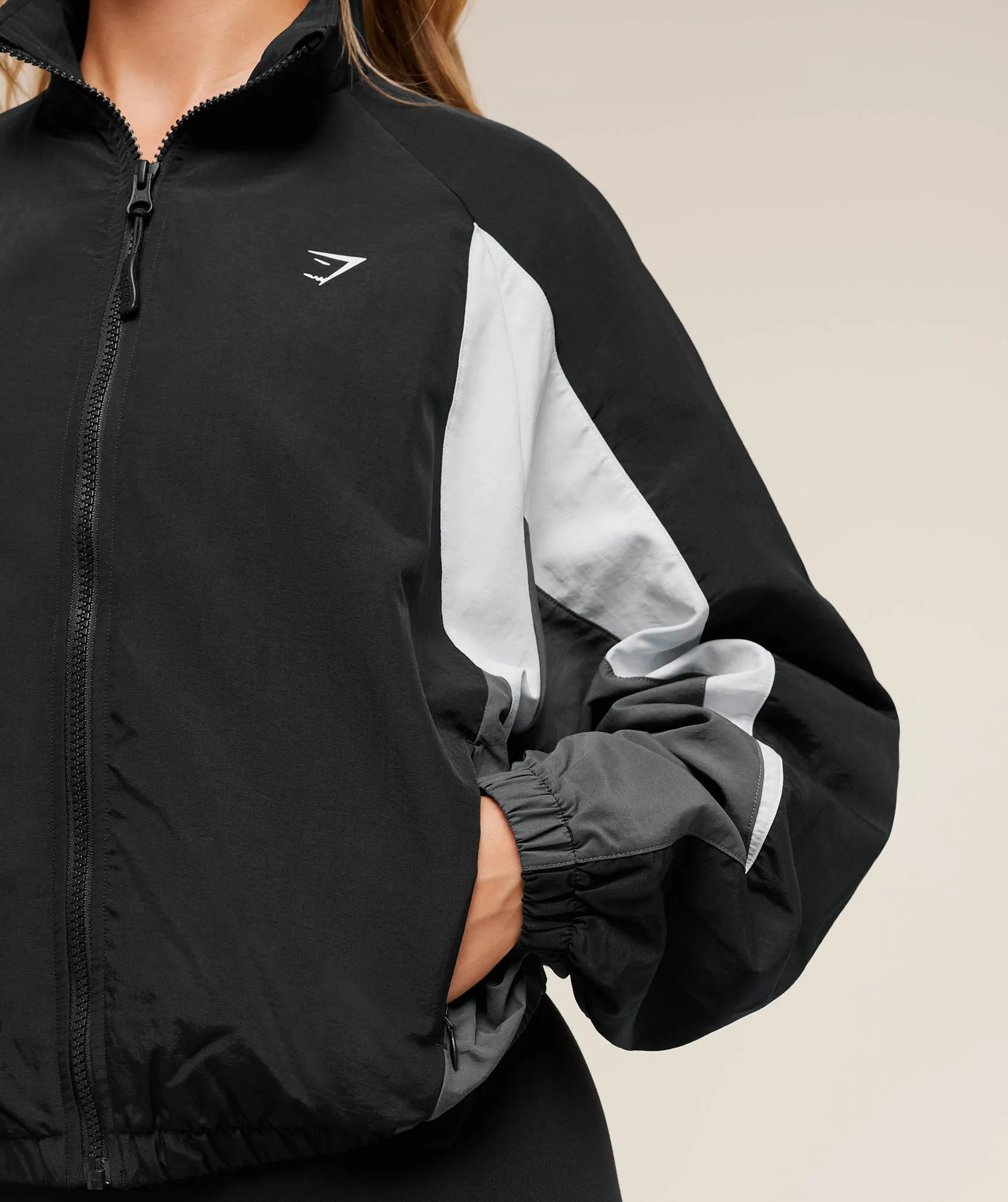 Gymshark Contrast Woven Jacket - Black/Graphite Grey/Oat White sold by Gymshark product image thumbnail 5