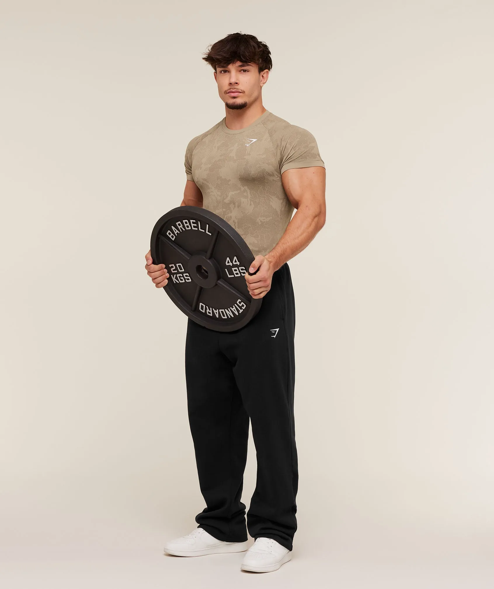 Gymshark Geo Seamless T-Shirt - Cement Brown/Soul Brown sold by Gymshark product image thumbnail 4
