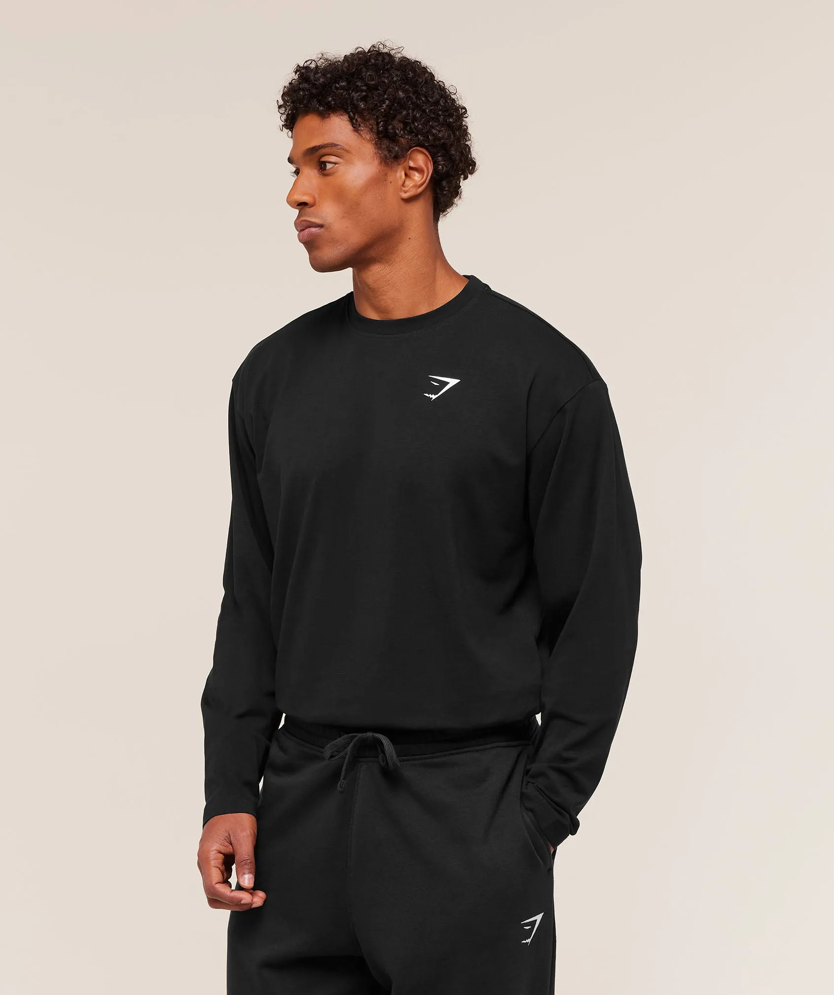 Gymshark Essential Oversized Long Sleeve T-Shirt - Black sold by Gymshark product image thumbnail 4