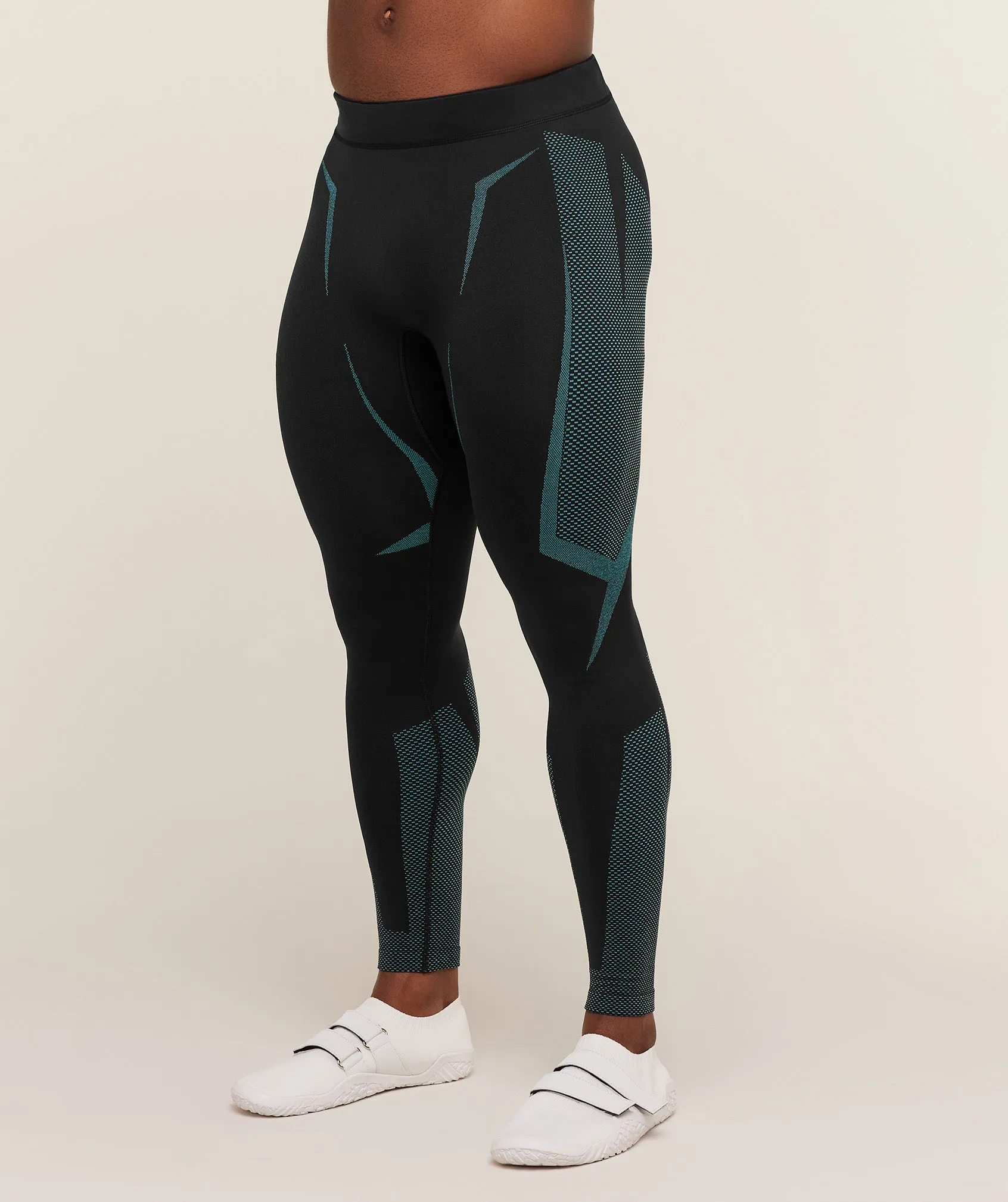 Gymshark Onyx 5.0 Seamless Tight - Black/Brand Blue sold by Gymshark product image thumbnail 3