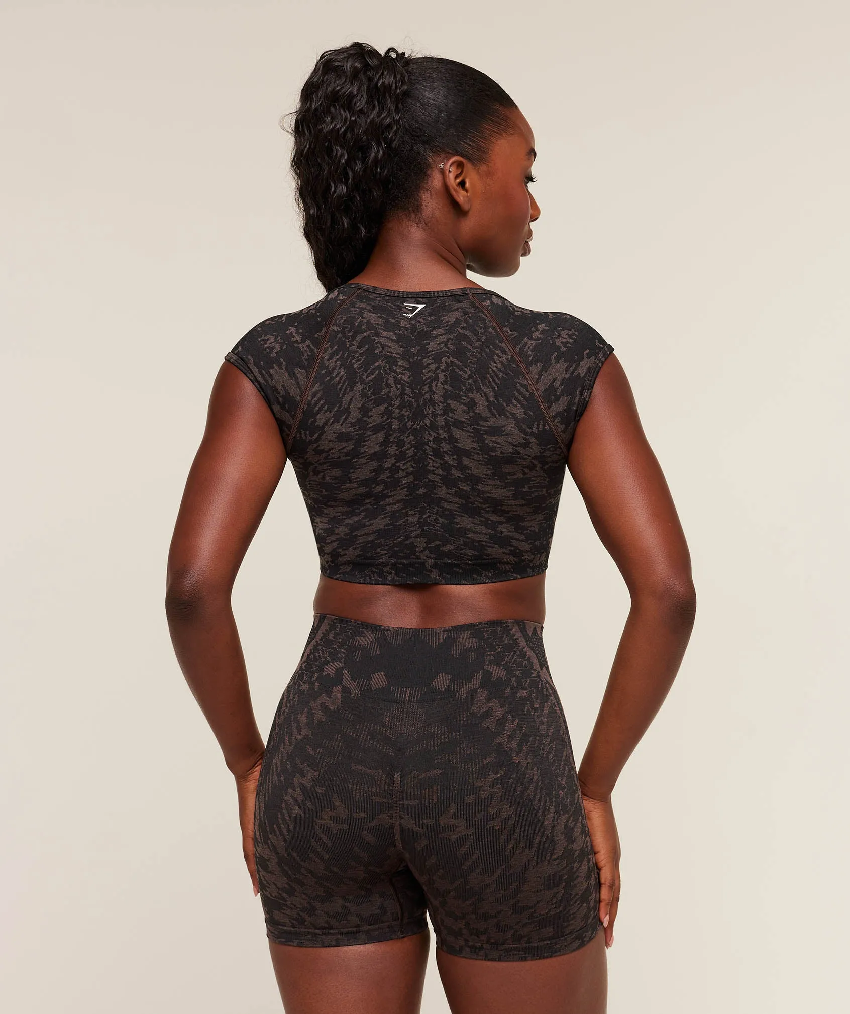 Gymshark Adapt Houndstooth Midi Top - Black/Chestnut Pink sold by Gymshark product image thumbnail 2