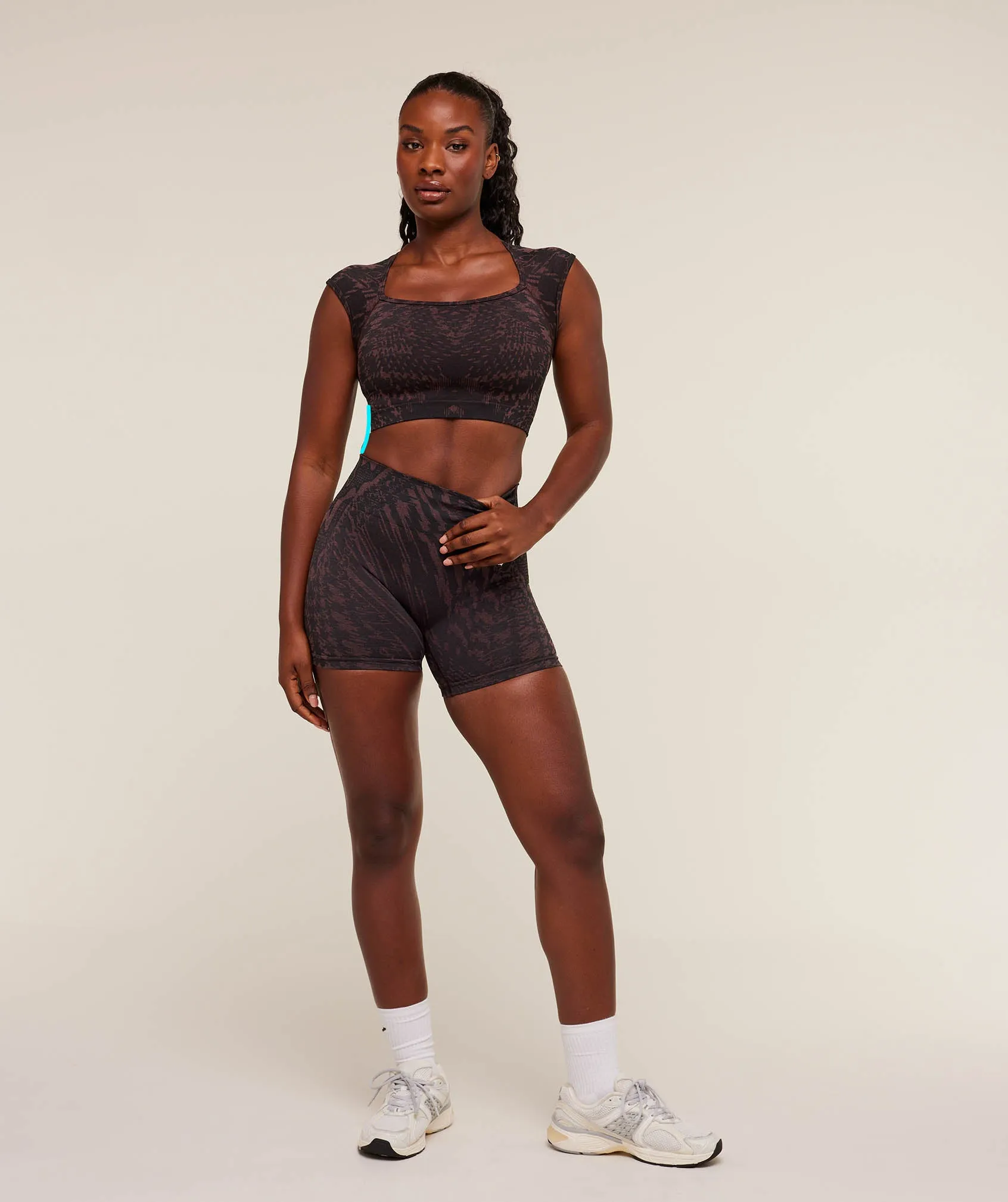 Gymshark Adapt Houndstooth Midi Top - Black/Reset Pink sold by Gymshark product image thumbnail 4