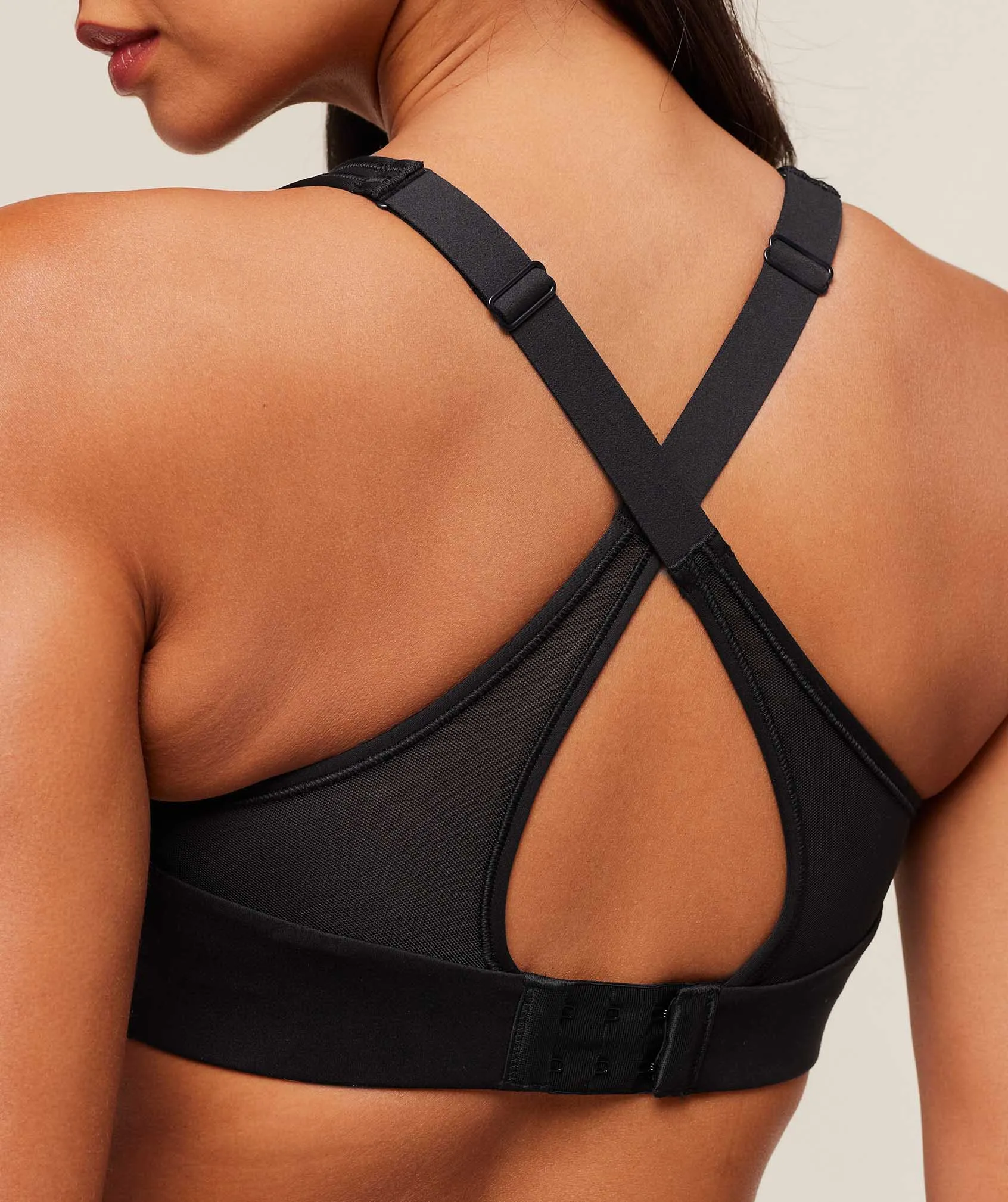 Gymshark Alpha High Support Sports Bra - Black sold by Gymshark product image thumbnail 5