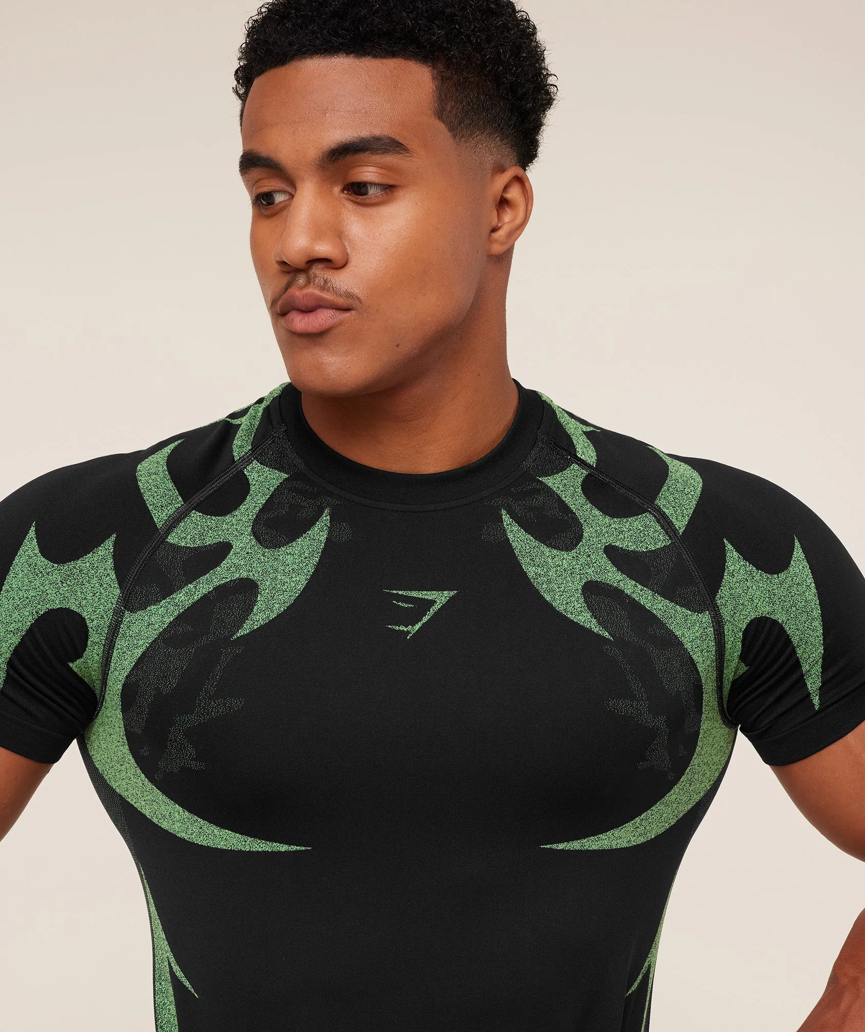 Gymshark Storm Seamless T-Shirt - Black/Active Green sold by Gymshark product image thumbnail 4