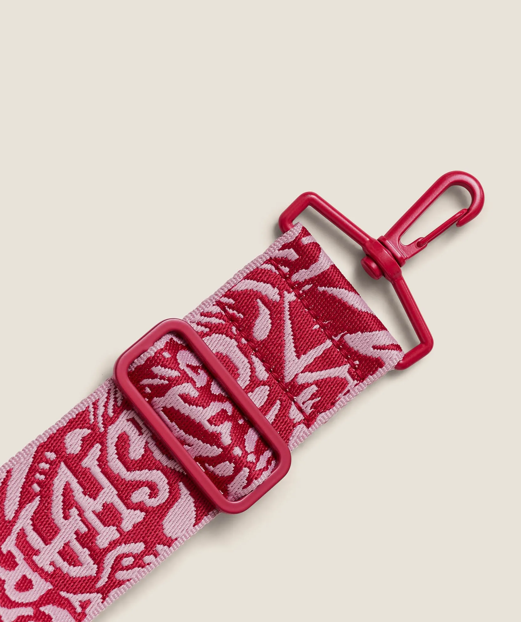 Gymshark Adapt Animal Bag Strap - Cloud Pink sold by Gymshark product image thumbnail 4