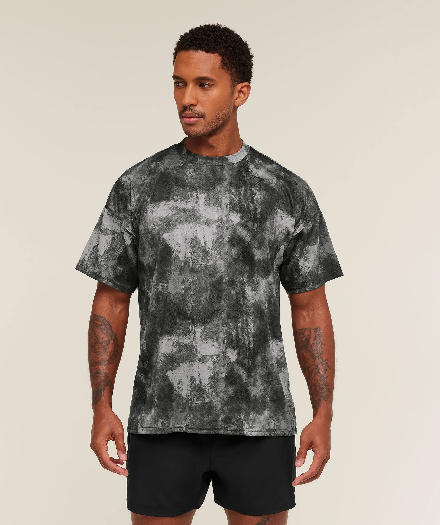 Gymshark Arrival Oversized T-Shirt - Smokey Grey sold by Gymshark product image thumbnail 4