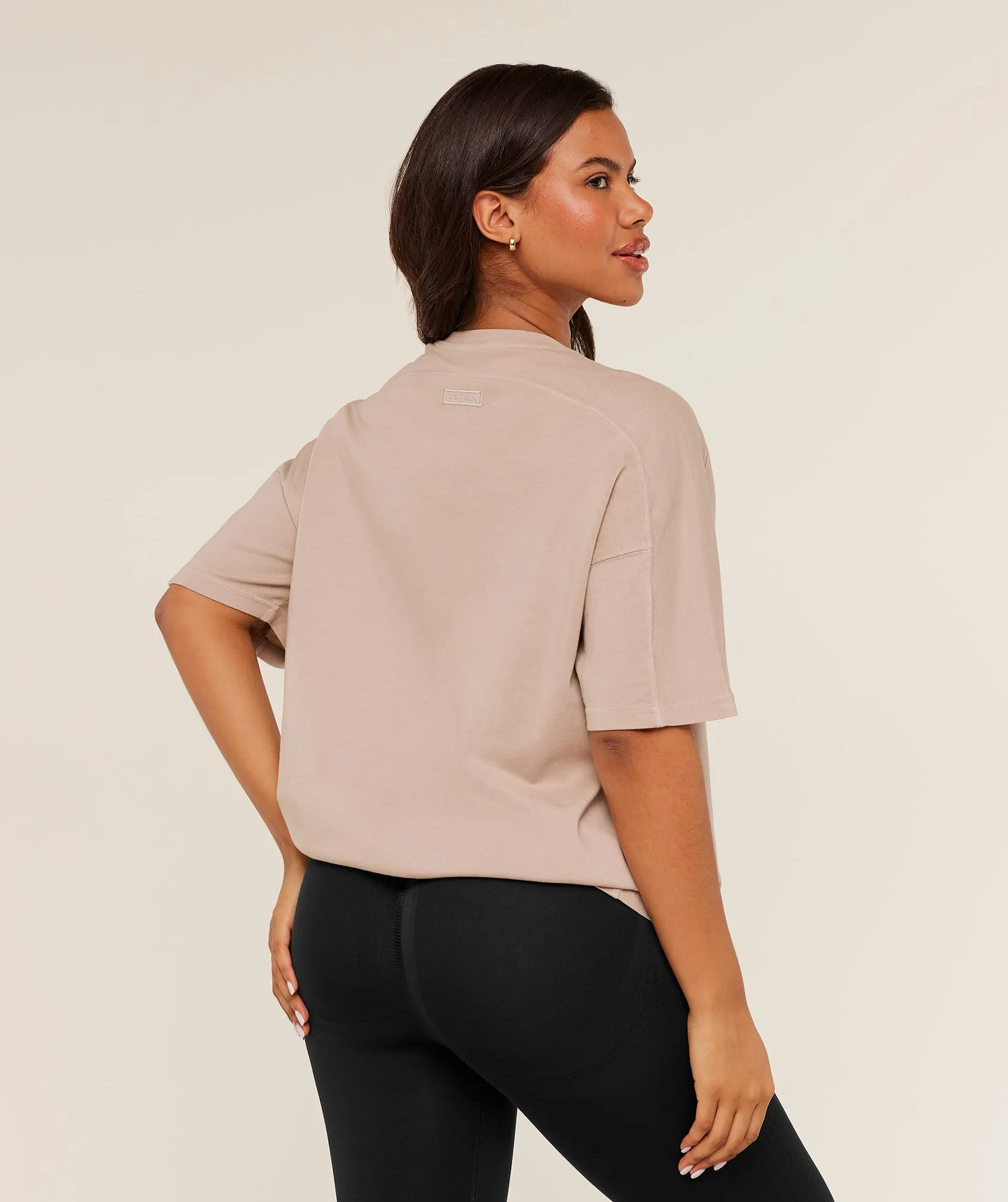 Gymshark Pump Cover Structured Fleece Top - GS Dusk Pink/WASH sold by Gymshark product image thumbnail 2