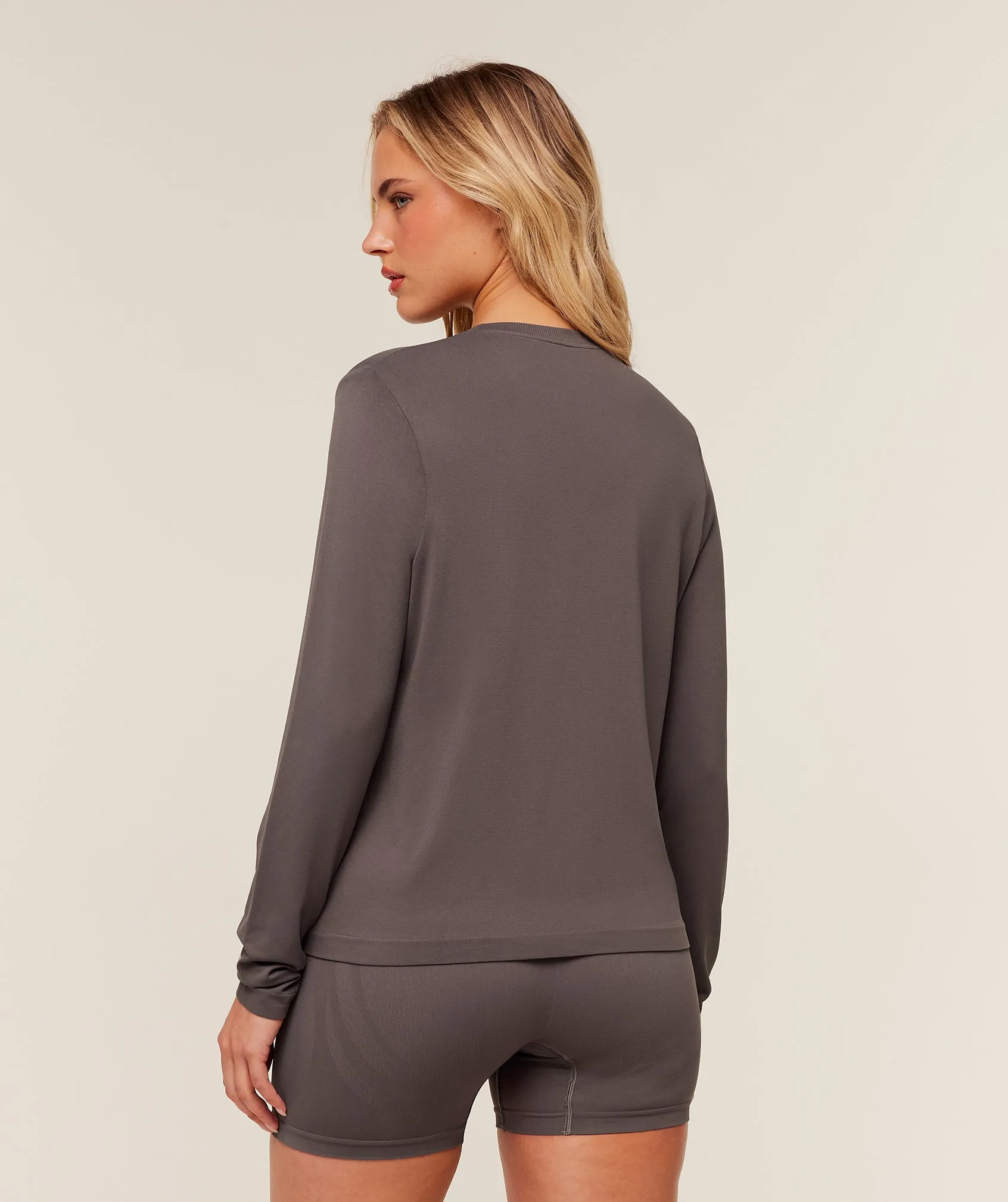 Gymshark Everyday Seamless Long Sleeve Top - Cool Brown sold by Gymshark product image thumbnail 3