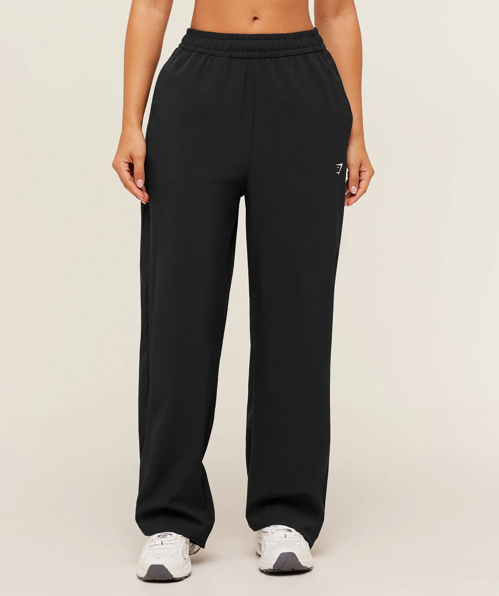 Gymshark Training Everyday Woven Straight Leg Short Pants - GS Black sold by Gymshark