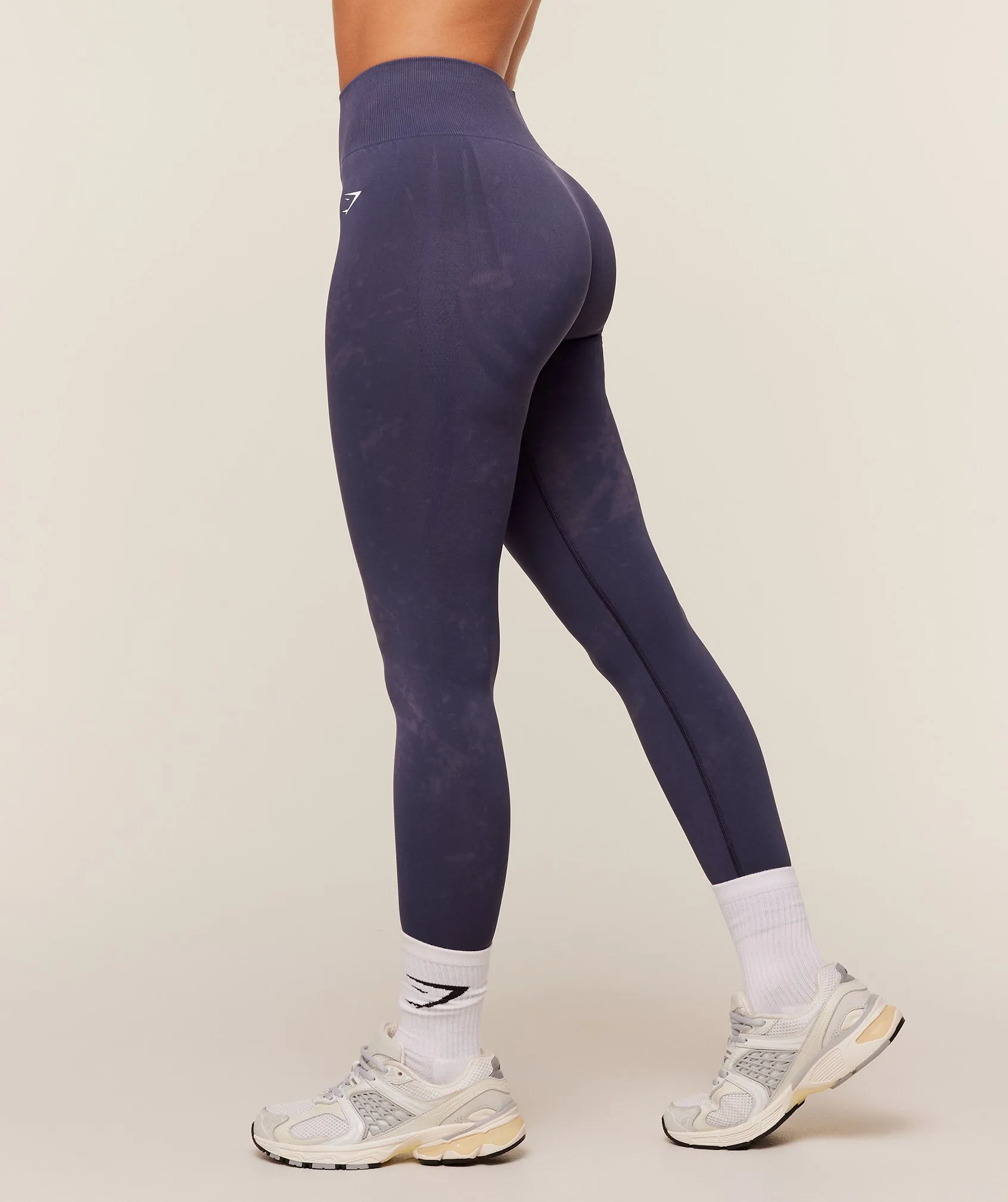 Gymshark Everyday Seamless Washed Legging 2.0 - GS Midnight Purple/WASH sold by Gymshark product image thumbnail 4