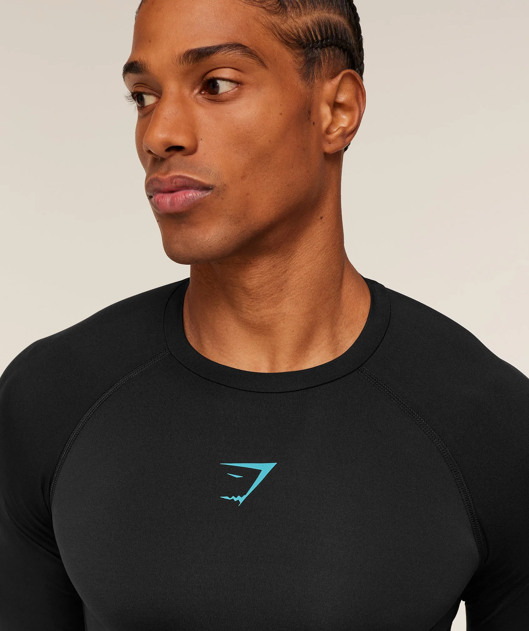 Gymshark Element Baselayer Long Sleeve T-Shirt - Black/Brand Blue sold by Gymshark product image thumbnail 4